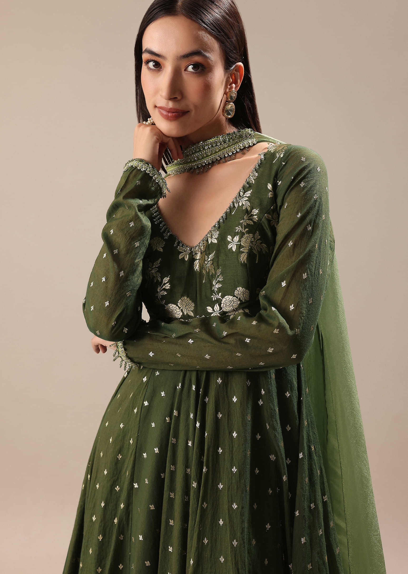green_chanderi_kurta_pant_set-sg220083_3_e1bd0a1d-1df7-4088-b8b3-4d3b9c874ccc.jpg