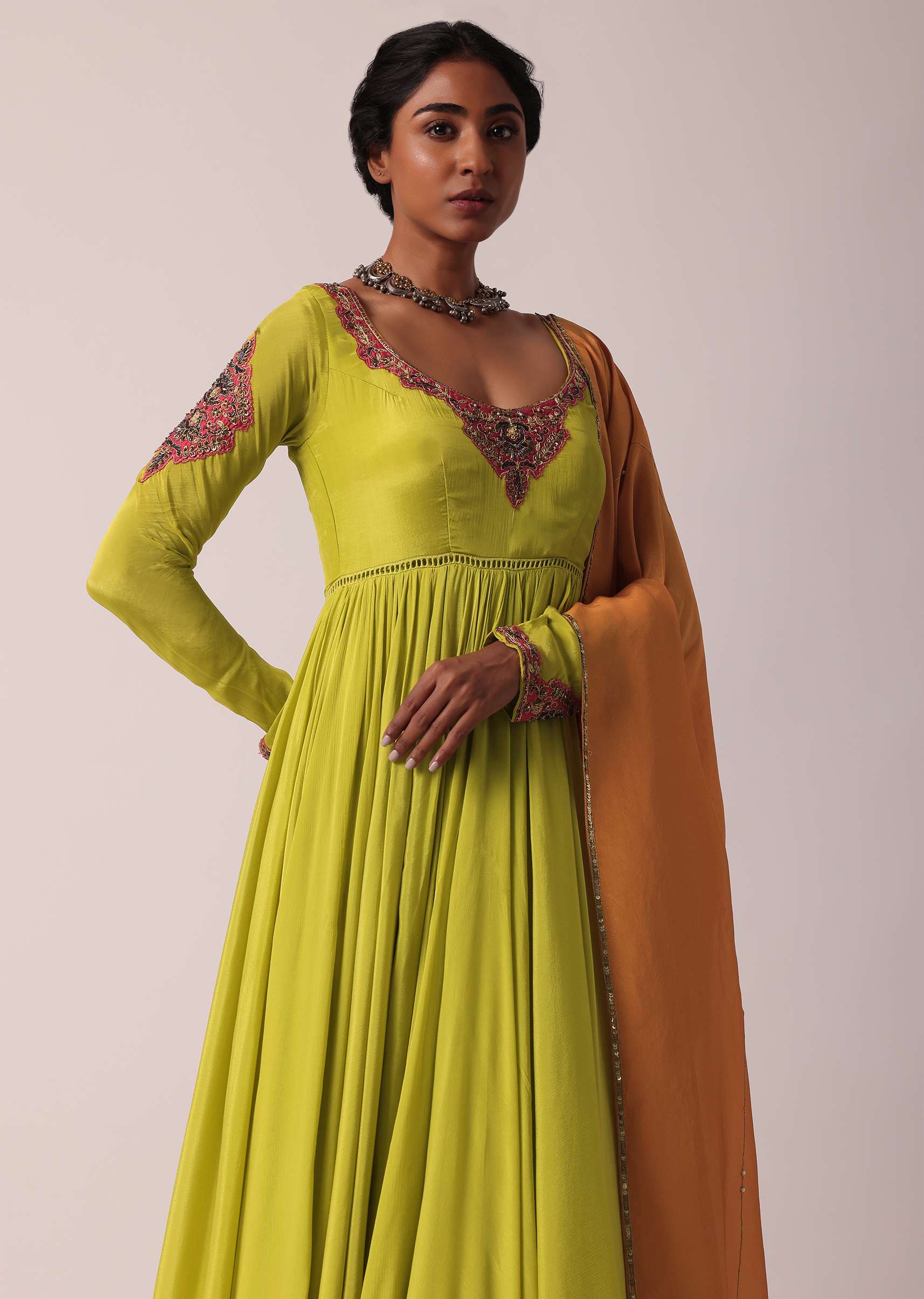 green_embroidered_anarkali_with_dupatta-sg203408_4_ca50ad78-2fb8-4636-a297-e3031c46ccd4.jpg