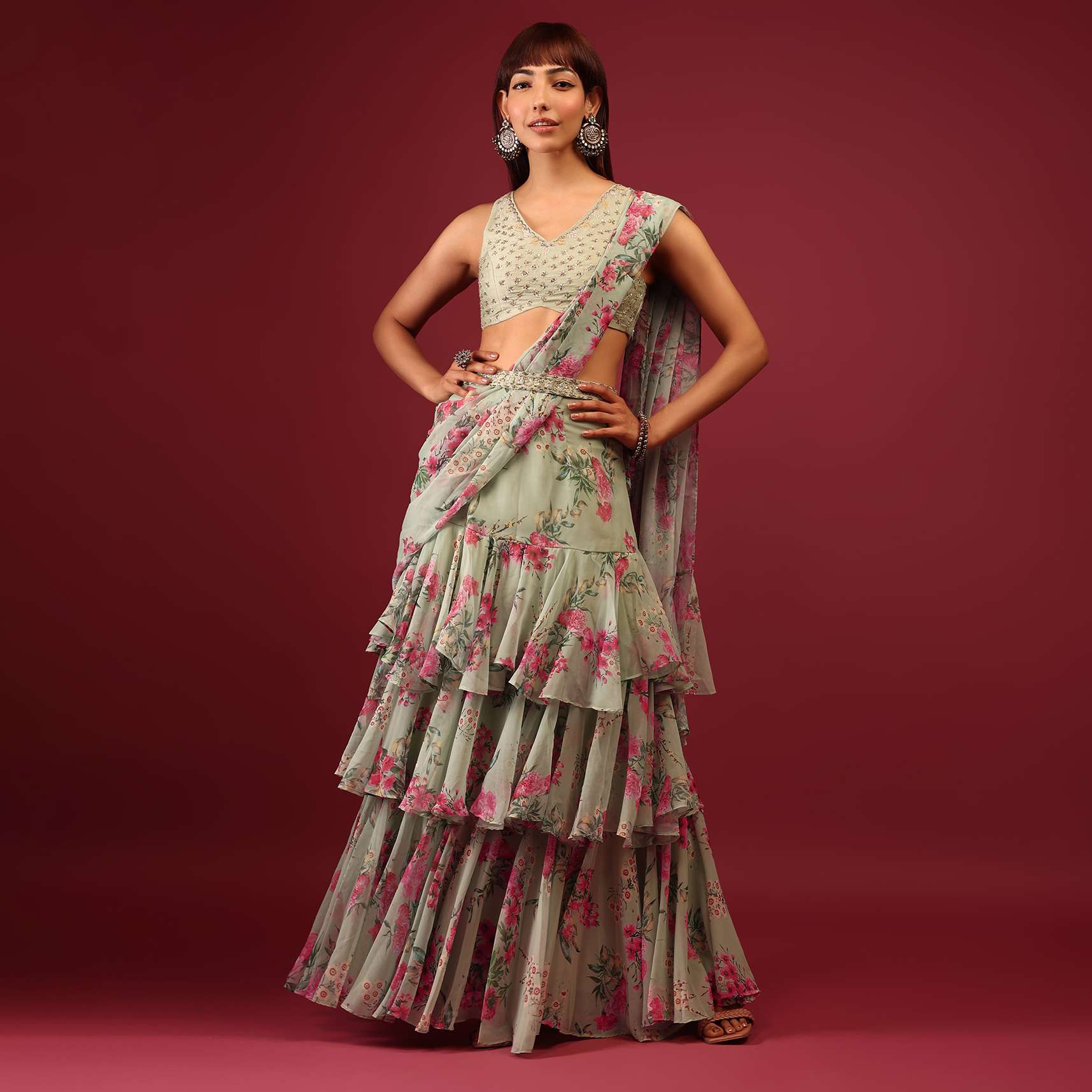 green_floral_print_pleated_saree_in_layered-sg104027_3_71377977-b546-4c50-a9b8-7089d2c6a351.jpg