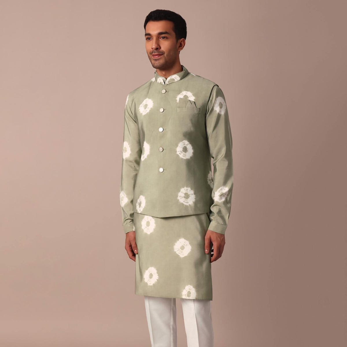 green_jacket_kurta_set_with_printed_motifs-sg208869_6_00b9d7c7-5a98-4a84-a2cb-f3ed8cddac15.jpg
