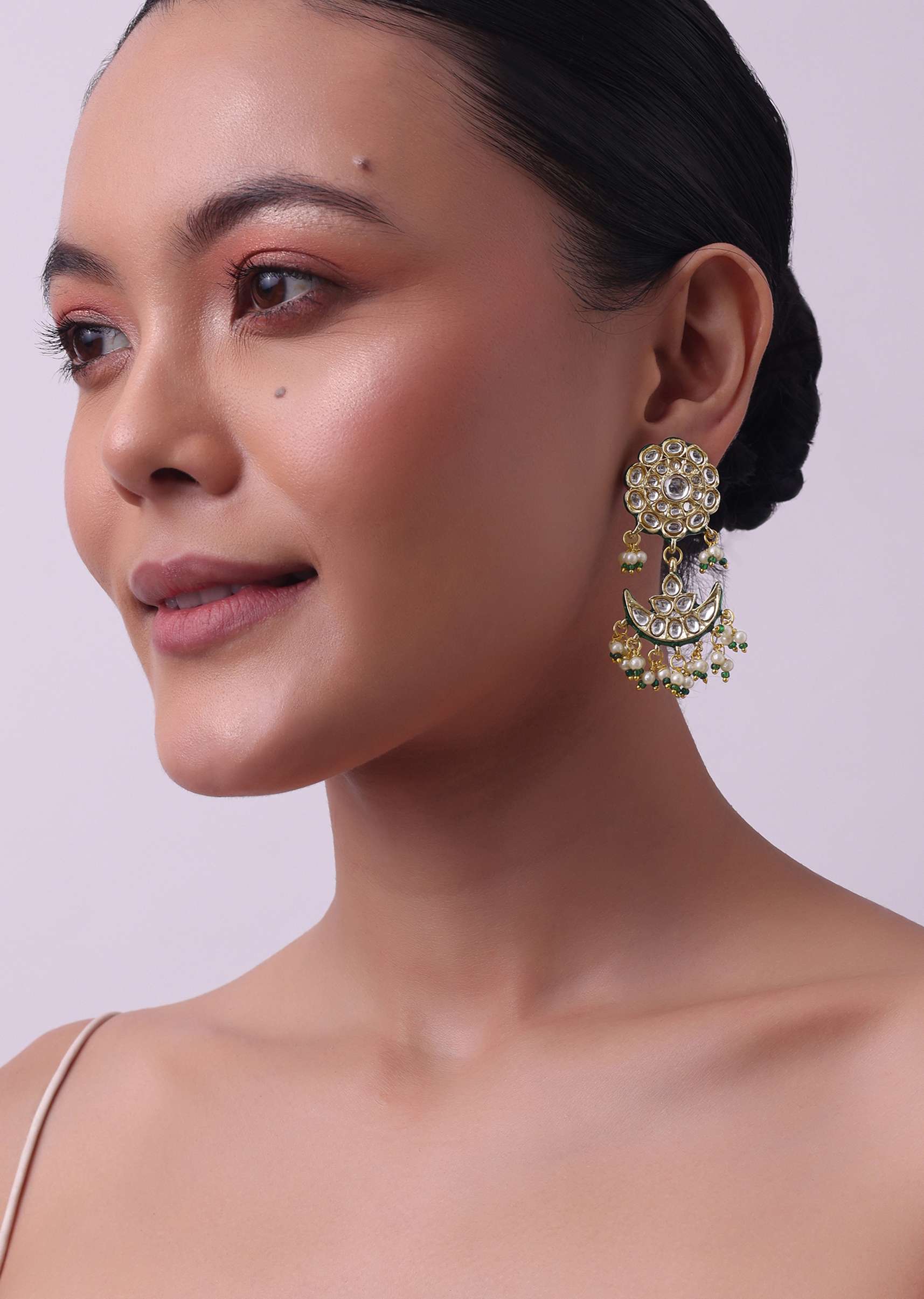 green_kundan_neck-sg166067_3_ed9b209f-8a80-48e0-b21b-9a332bf74368.jpg