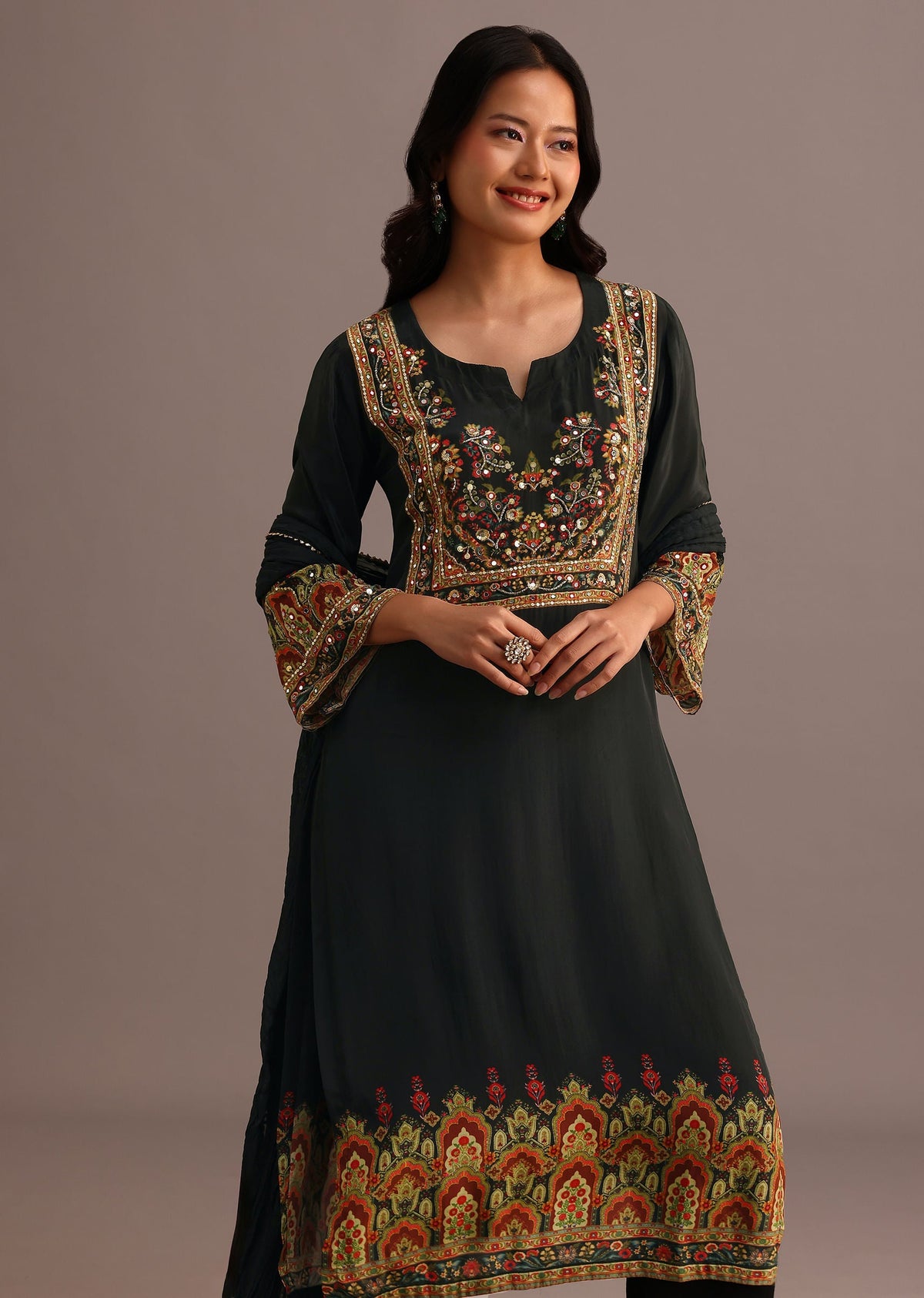 green_printed_kurti_pant_set_with_dupatta-sg272862_1_5635d26a-0800-489a-8048-7e24d38b44a3.jpg