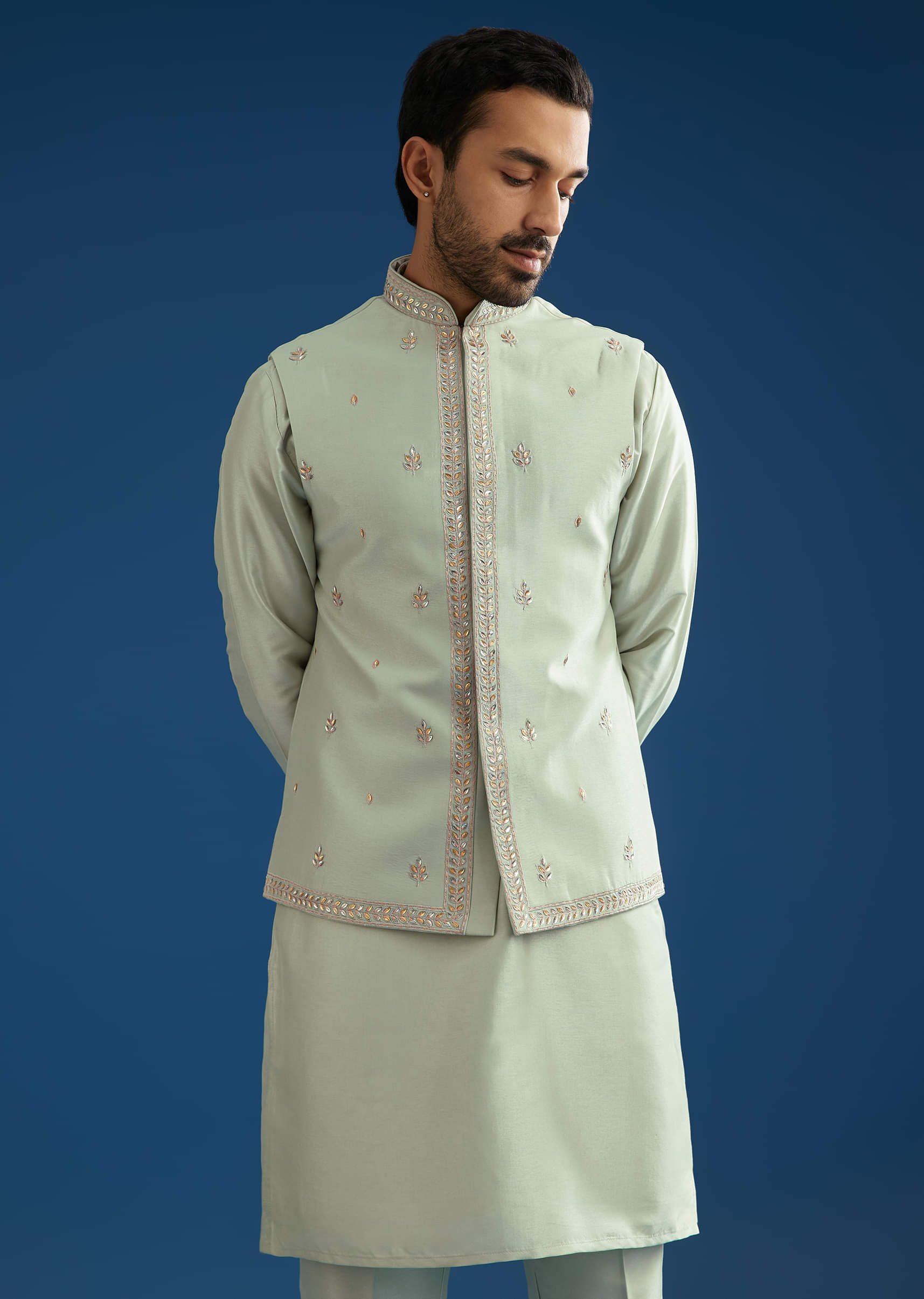 grey-cotton-silk-kurta-jacket-set-with-mirror-embroidery-sg263959-5_8e99d416-7ffe-49c8-b1bb-21a23af199c7.jpg