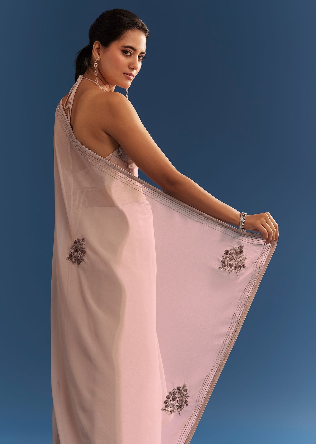 grey-georgette-floral-resham-embroidered-saree-sg276378-4_f394cdd5-2502-4cfa-99e3-c84bcefdcfa8.jpg