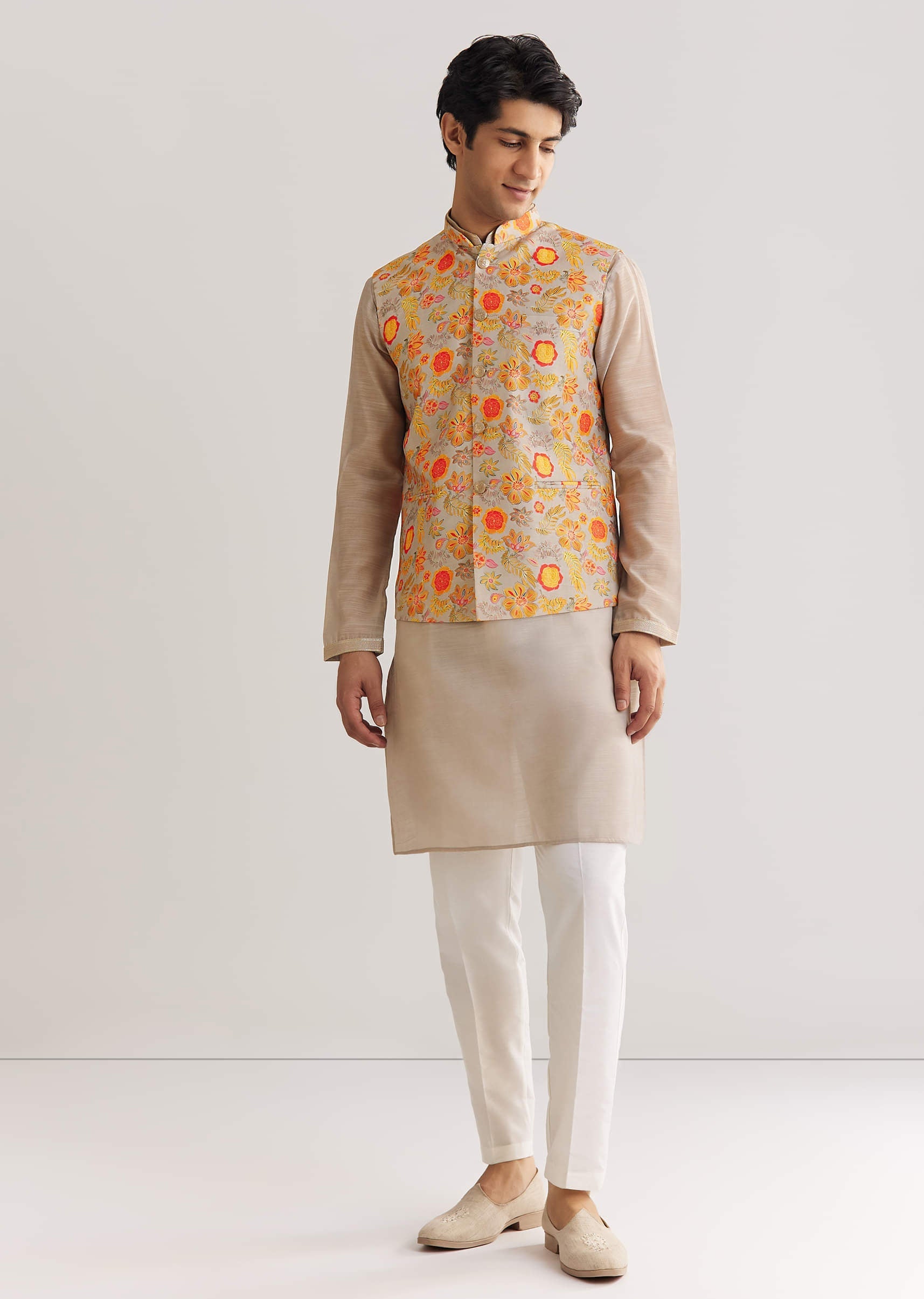 grey-kurta-set-with-floral-printed-jacket-sg310465-2_1_ac30b030-67d7-47d9-b5b8-43282ad00472.jpg