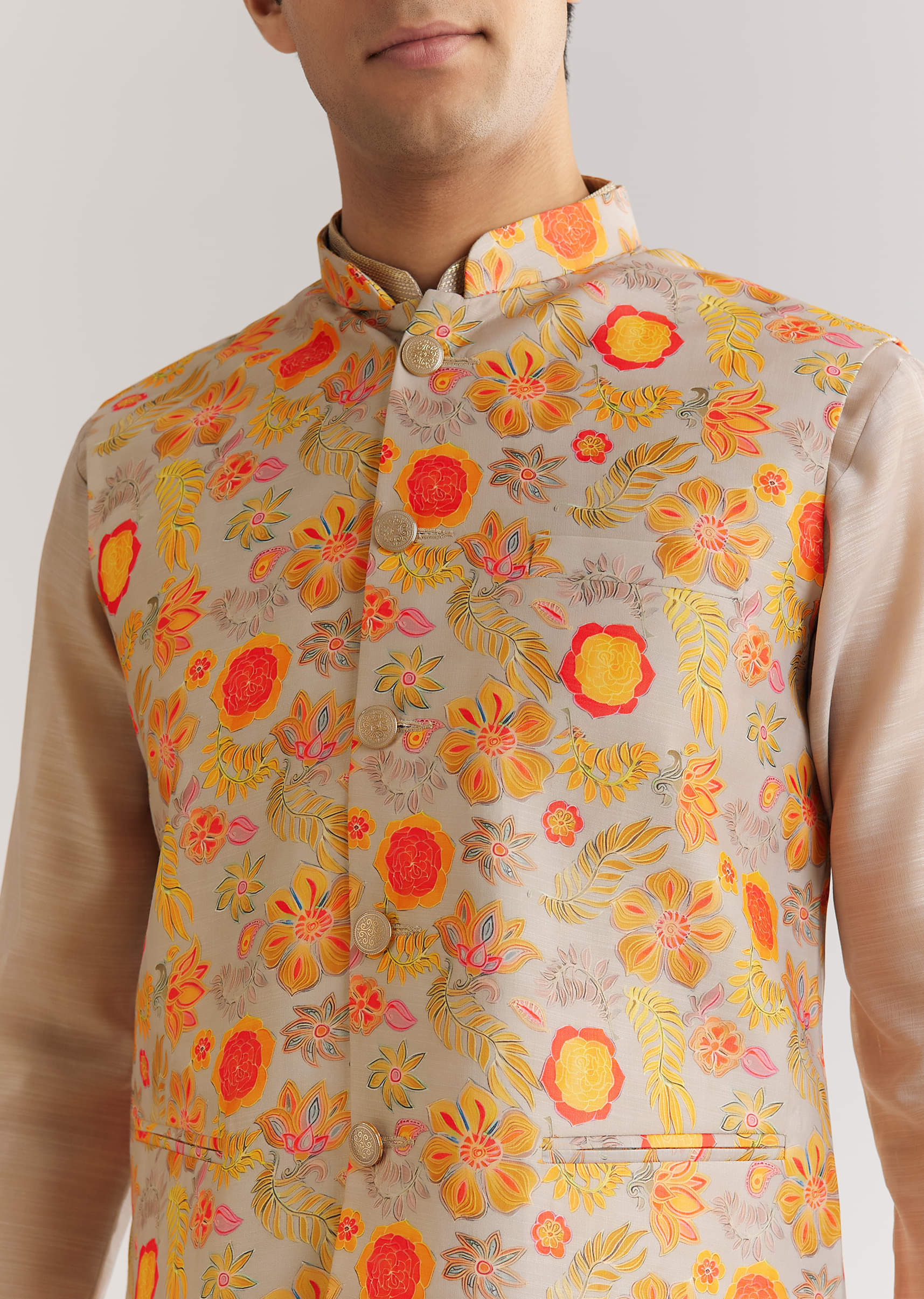 grey-kurta-set-with-floral-printed-jacket-sg310465-3_1_7a81752a-c762-4d9a-ba40-d075520e64df.jpg