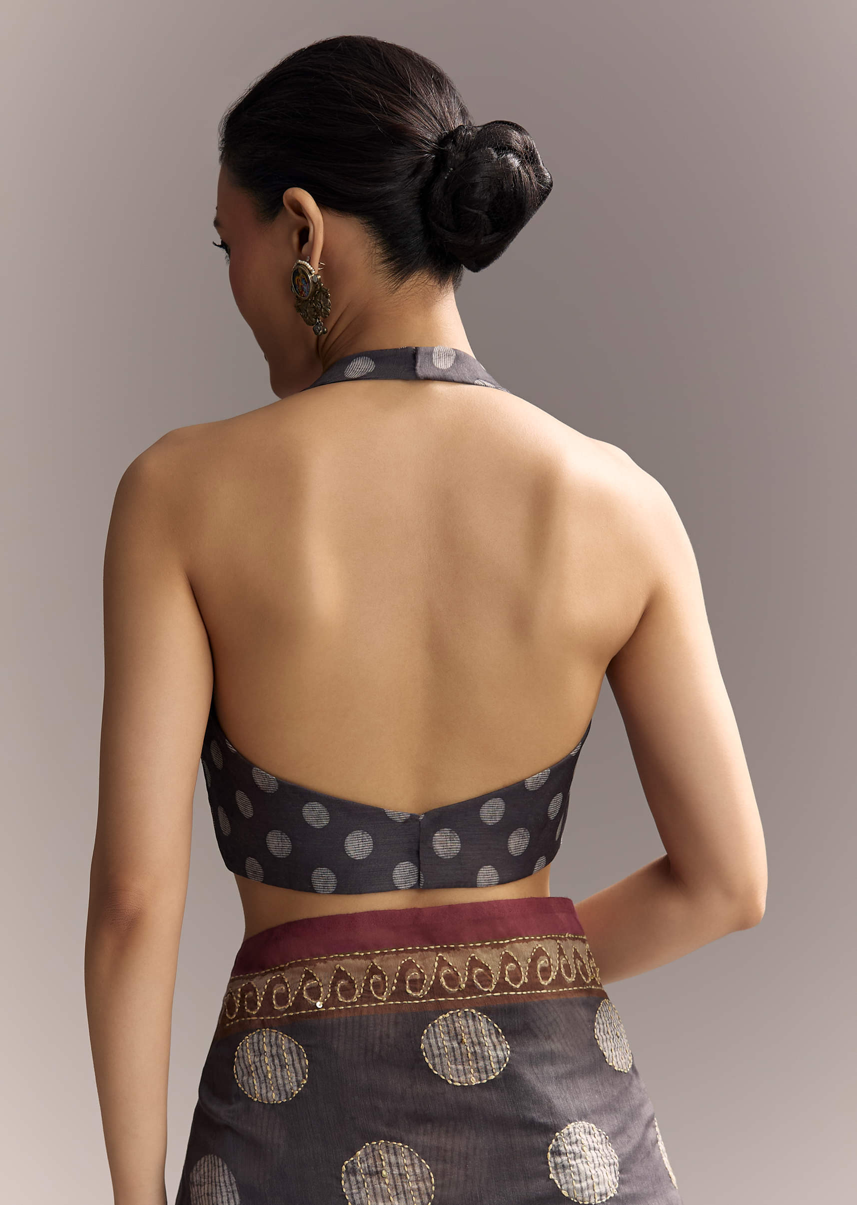 grey-linen-saree-with-authentic-ajrakh-print-and-kantha-work-sg312209-8.jpg