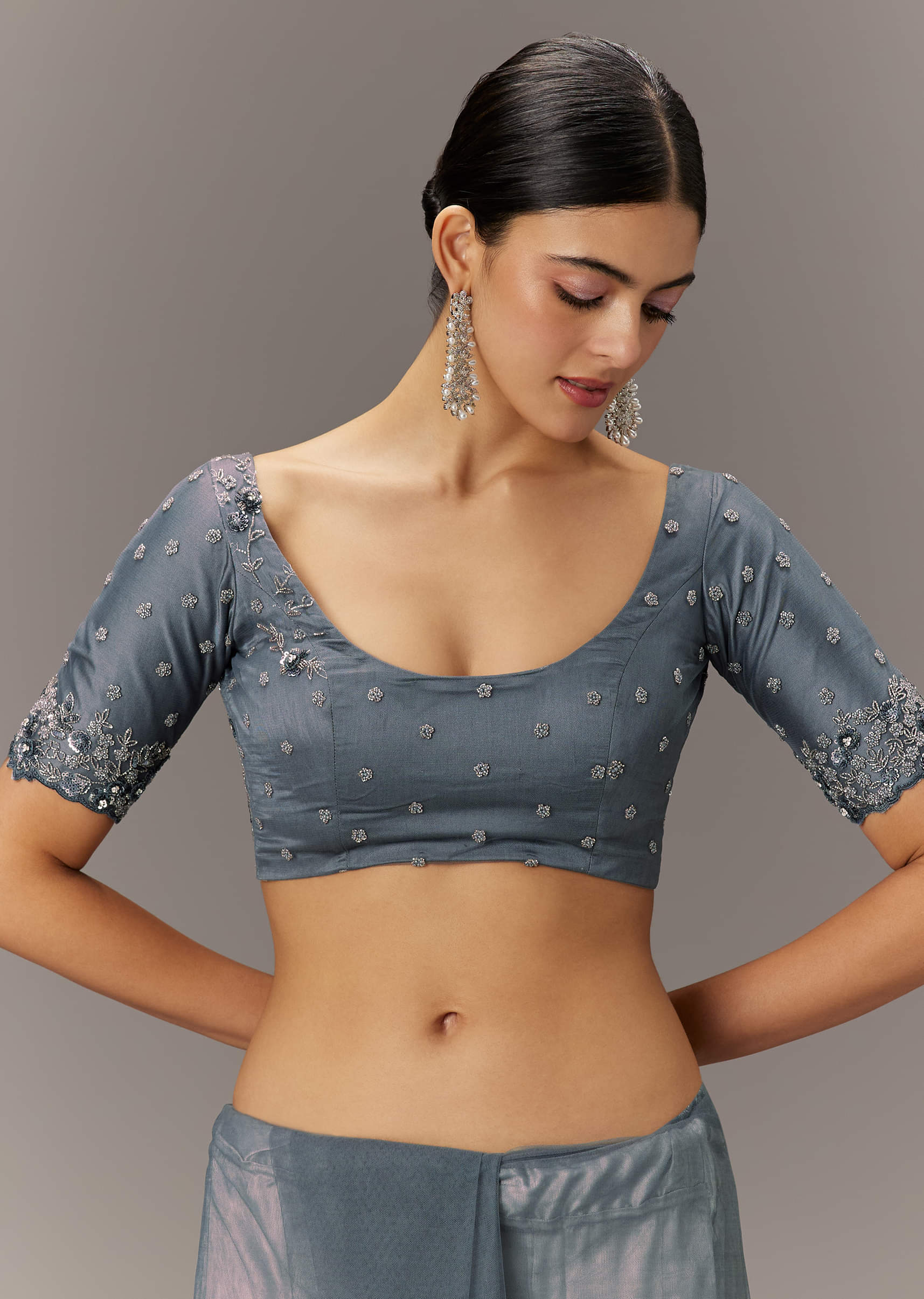 grey-net-saree-with-all-over-heavy-embroidery-and-net-blouse-sg300079-7_d51ac740-0c91-420a-95fb-39a7cce62c3c.jpg