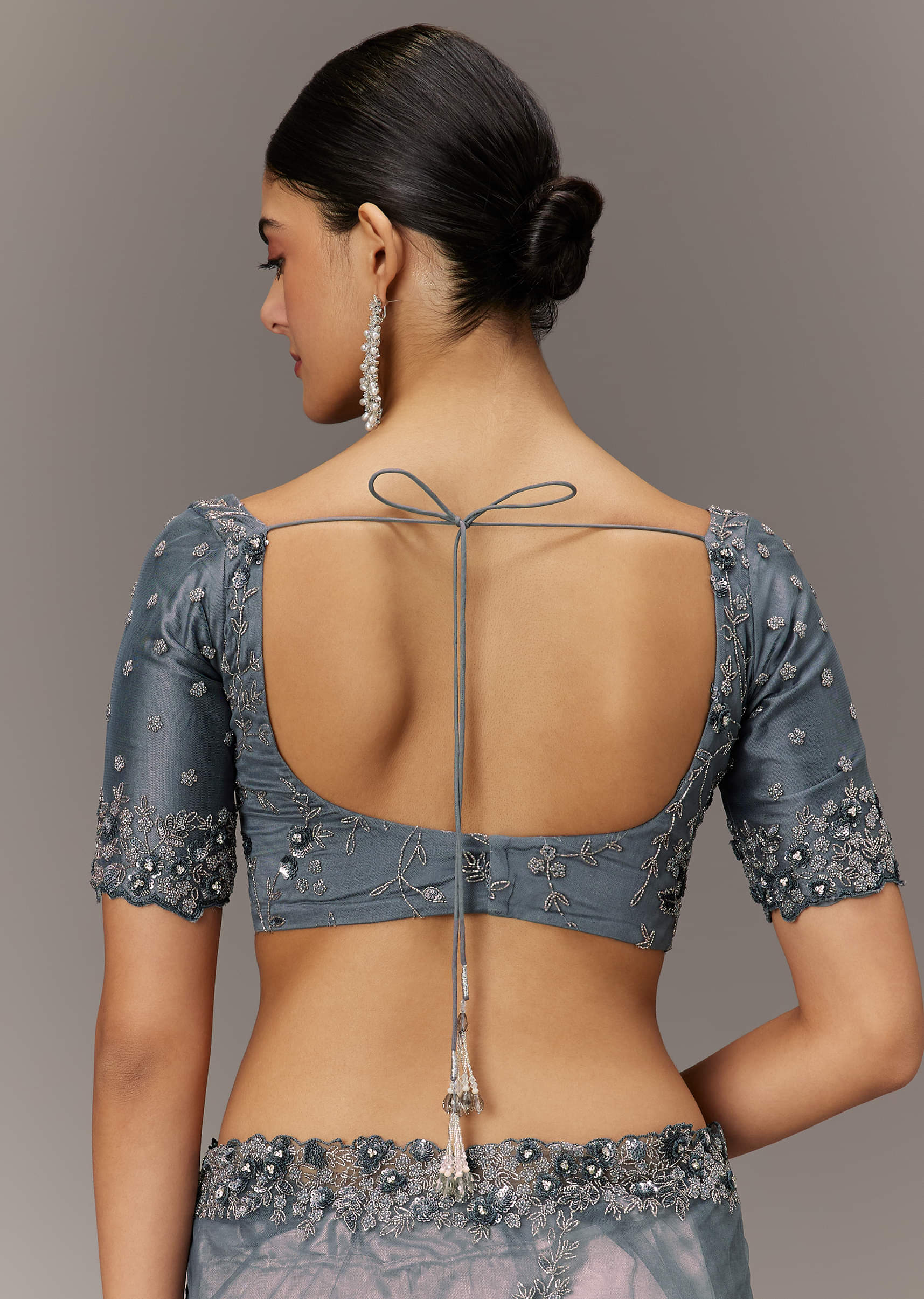 grey-net-saree-with-all-over-heavy-embroidery-and-net-blouse-sg300079-8_1bd8527f-6a1a-460b-bc98-5a9cc815a8ec.jpg
