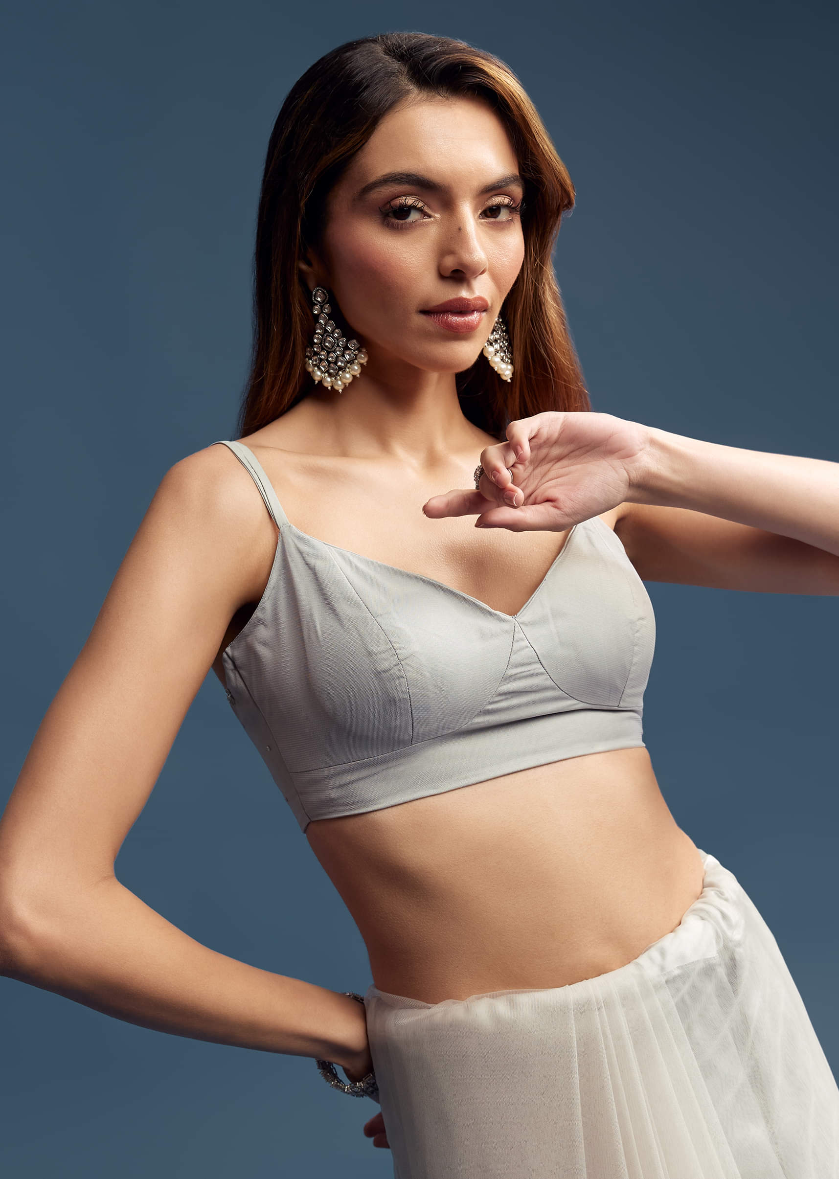 grey-net-saree-with-sequin-and-bead-embroidery-sg195891-7.jpg