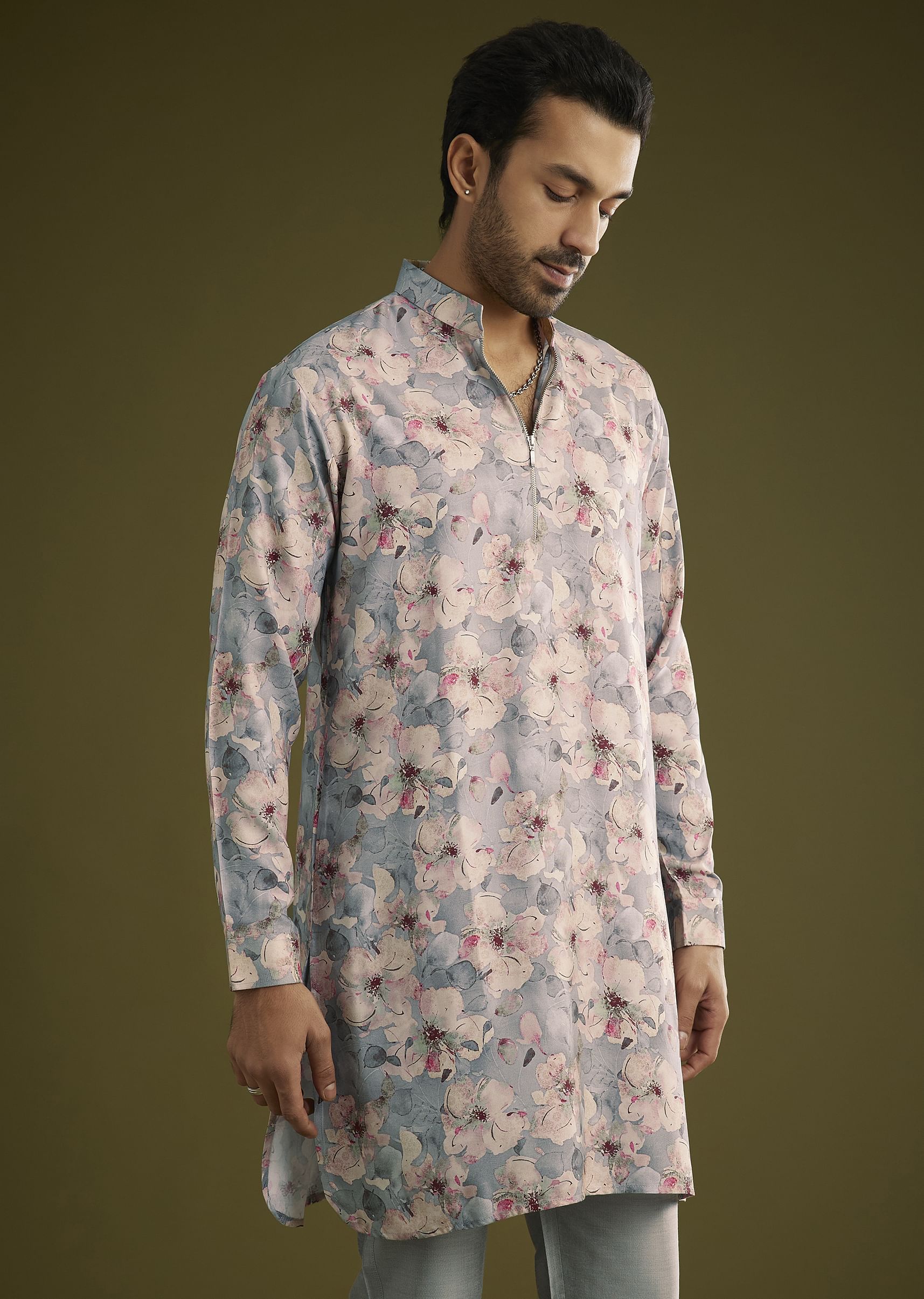 grey-pashmina-silk-kurta-set-with-floral-print-sg302229-4_3_abd61789-975c-492f-8778-7253412c8f88.jpg