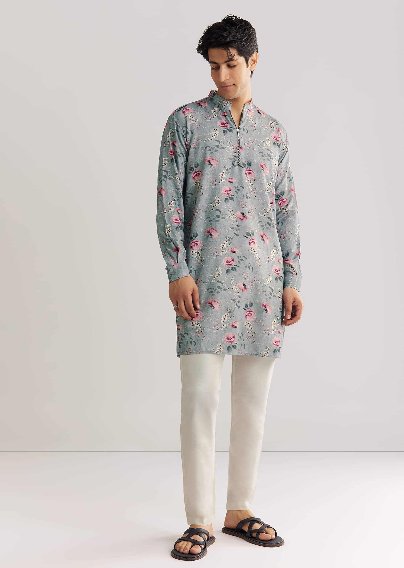 grey-pashmina-zipper-kurta-set-with-floral-prints-sg302221-4_1_925844c4-1c80-4f7c-bbda-0b229810ac9c.jpg