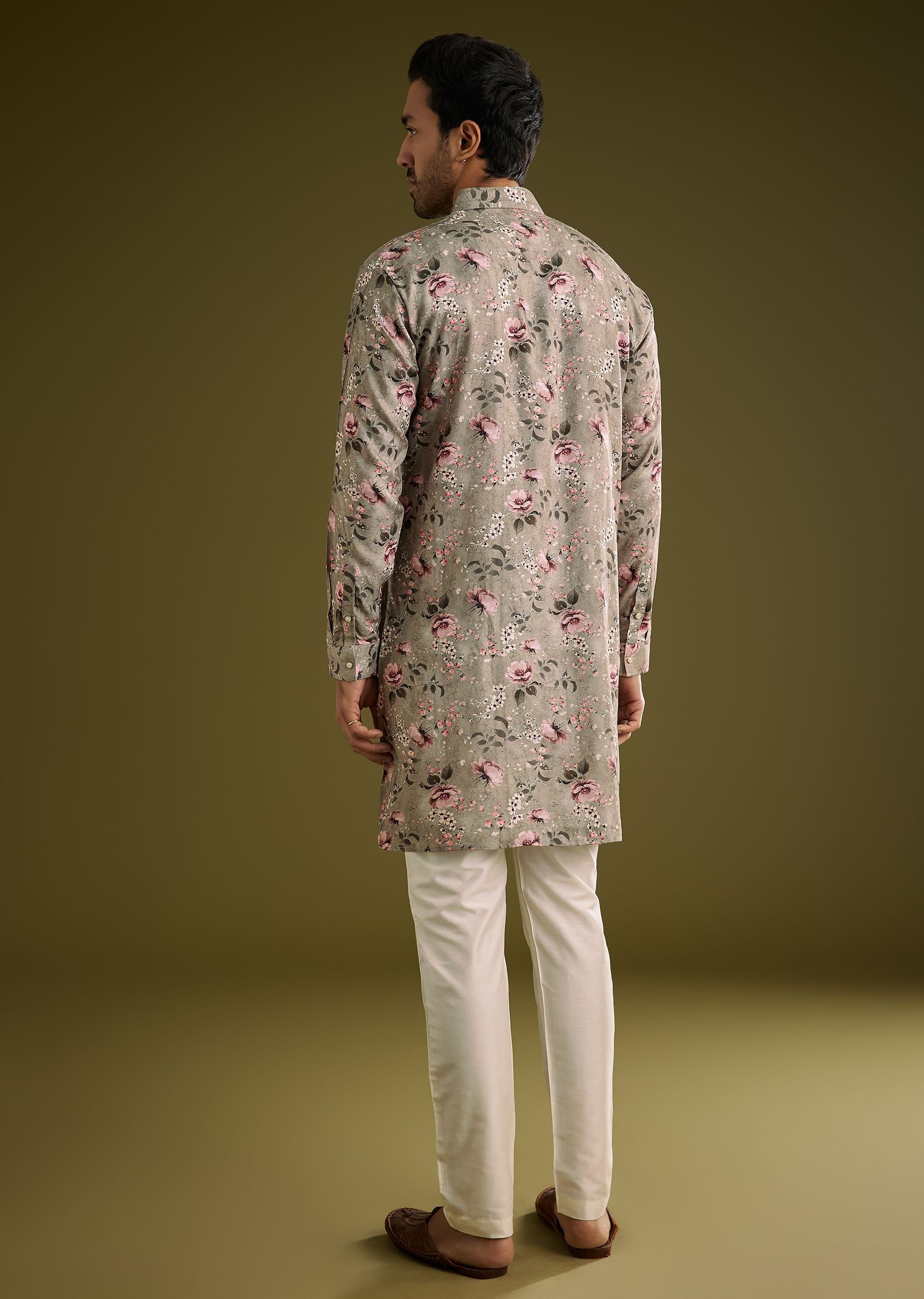 grey-printed-kurta-set-in-russian-silk-with-zipper-sg302213-5_d66acc93-7fa5-4ea4-a2b3-8669cdb7c978.jpg