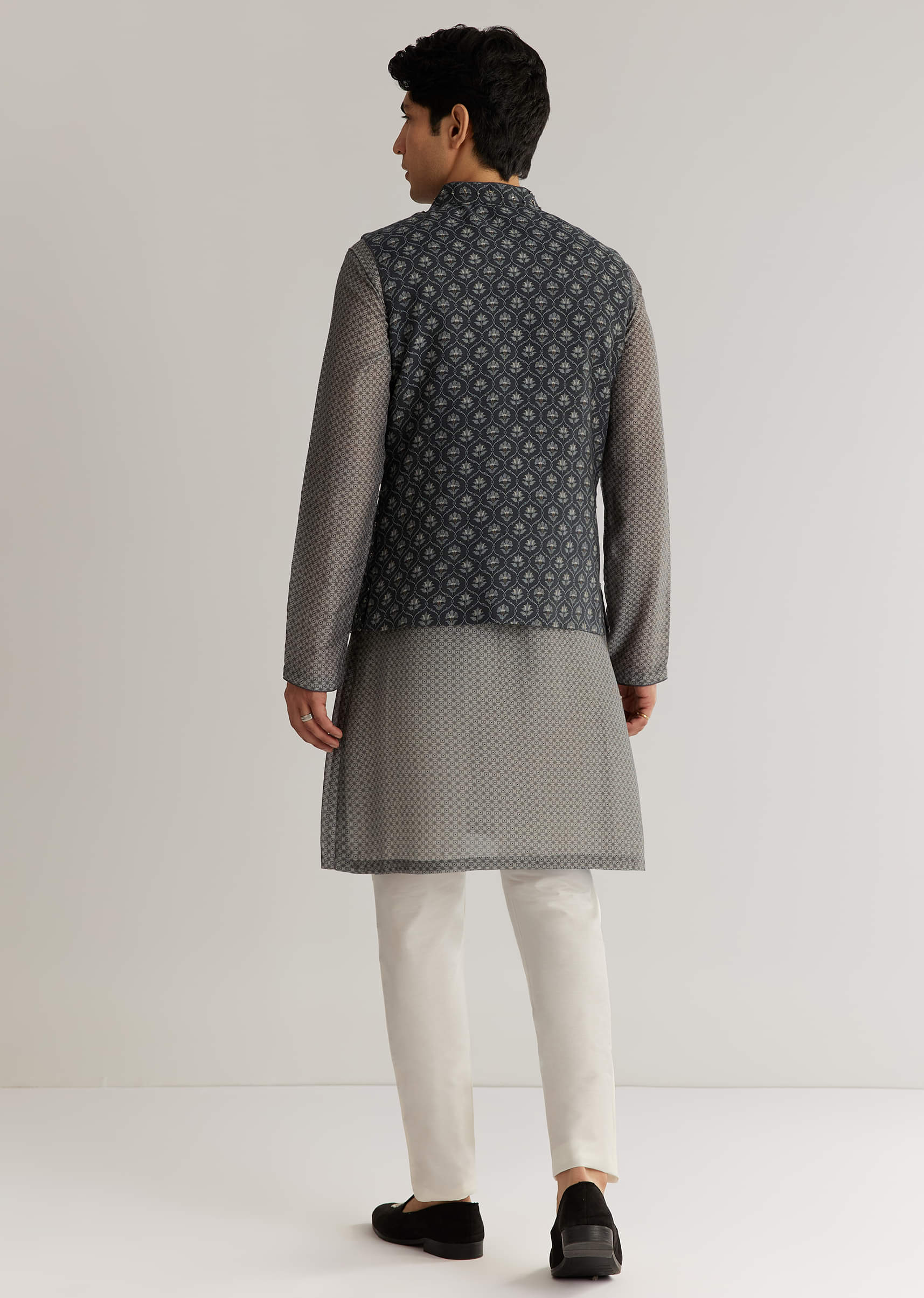 grey-silk-cutdana-sequins-kurta-jacket-set-sg323544-5_95cd319e-cf2f-4007-8060-836663c8ca21.jpg