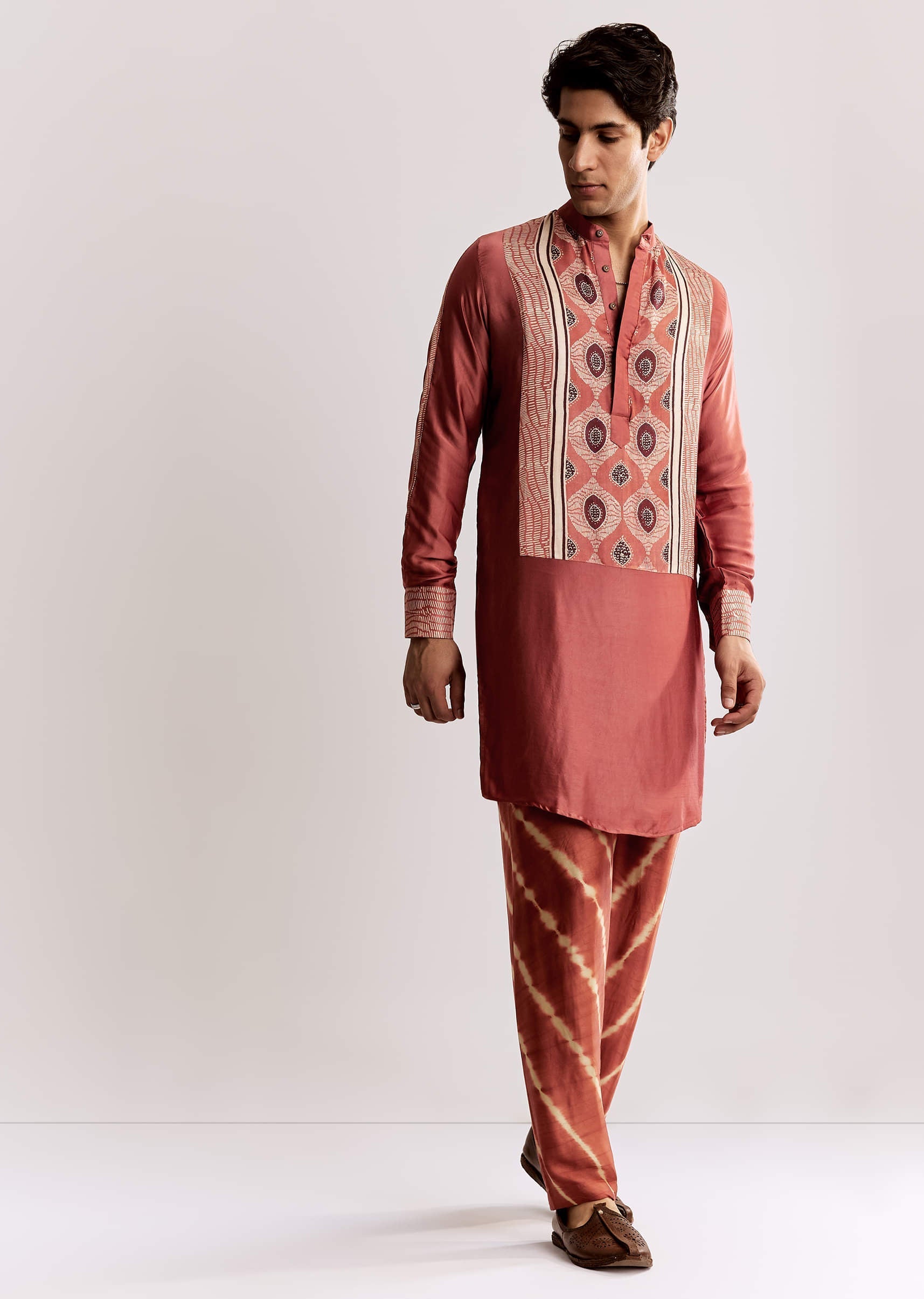 grey-silk-kurta-set-with-ajrakh-print-sg318111-2_2812ed04-29d4-4c78-9530-a653585a8b3b.jpg