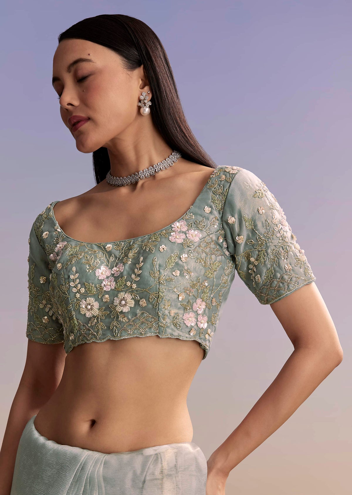 grey_tissue_saree_with_floral_embroidery_and_cutwork-sg319811-10_4.jpg