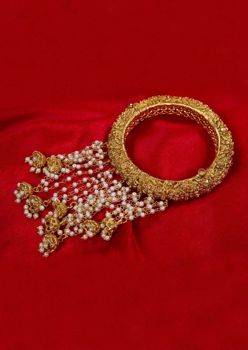 heavy-metal-coated-shiny-golden-kada-with-multi-layer-nano-moti-strings-with-jhumkas-only-on-kalki-484036_5_f2a08687-0768-46d9-9640-27a6009e4038.jpg