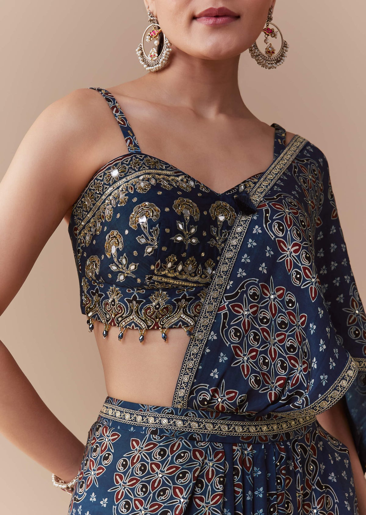 indigo-ready-pleated-ajrakh-print-saree-with-blouse-sg344999-2.jpg