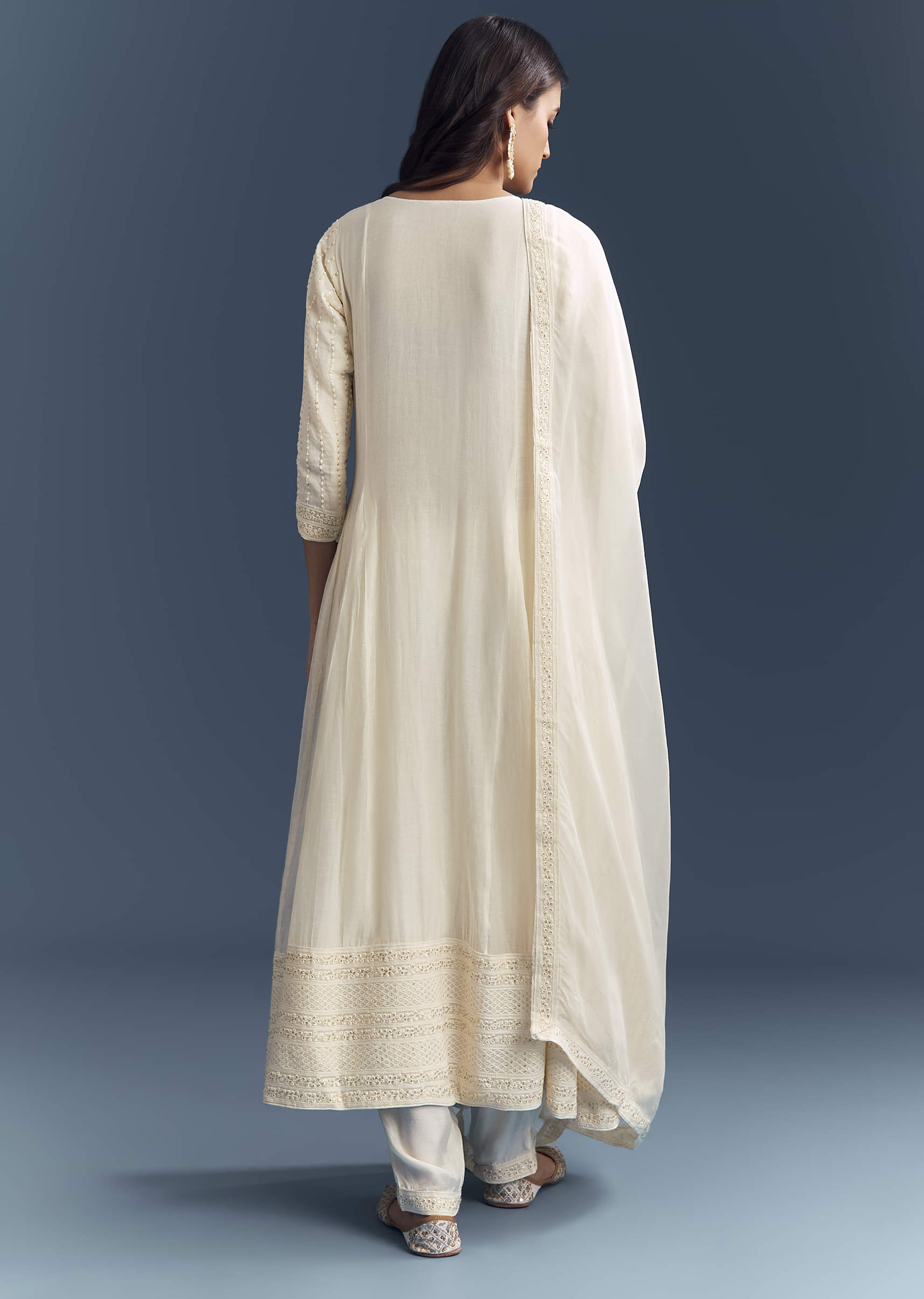 ivory-chanderi-anarkali-suit-with-thread-and-sequins-embroidery-5.jpg
