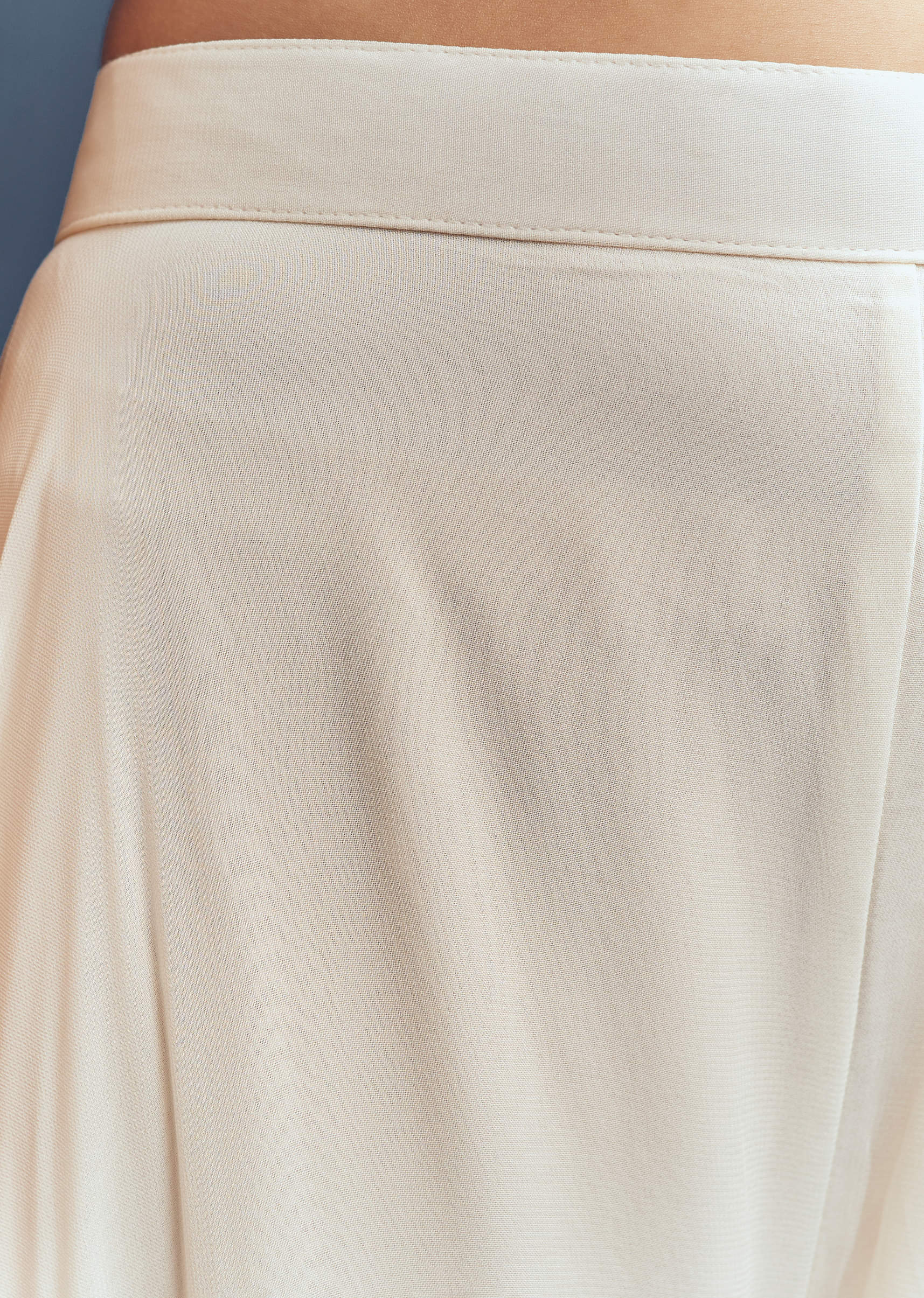ivory_georgette_palazzo_suit_with_heavy_hand-sg344260-6_1.jpg