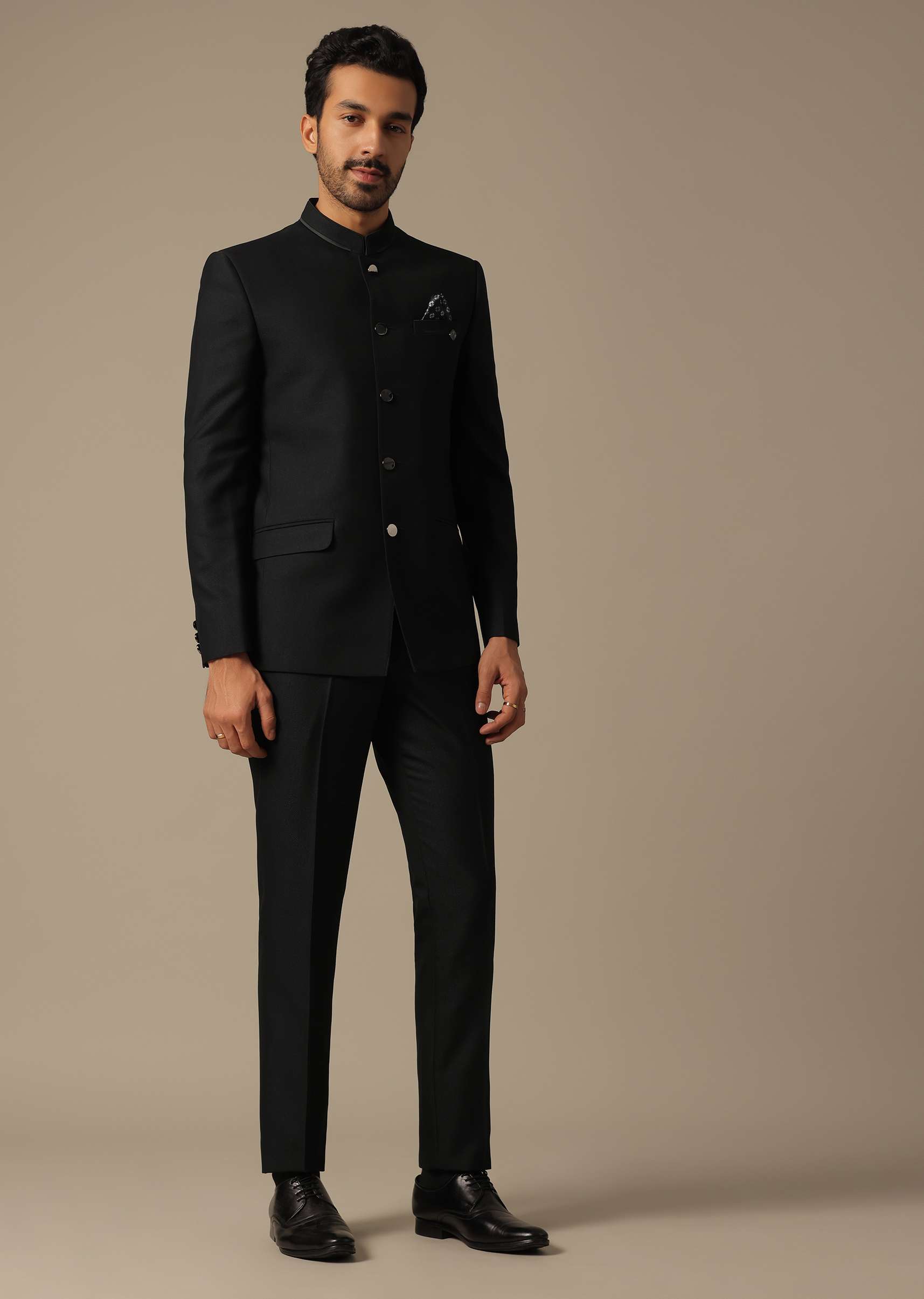 jodhpuri_sherwani_set_in_black-sg201672_7_616baba0-63f3-4579-af22-80f3e97cc5cb.jpg