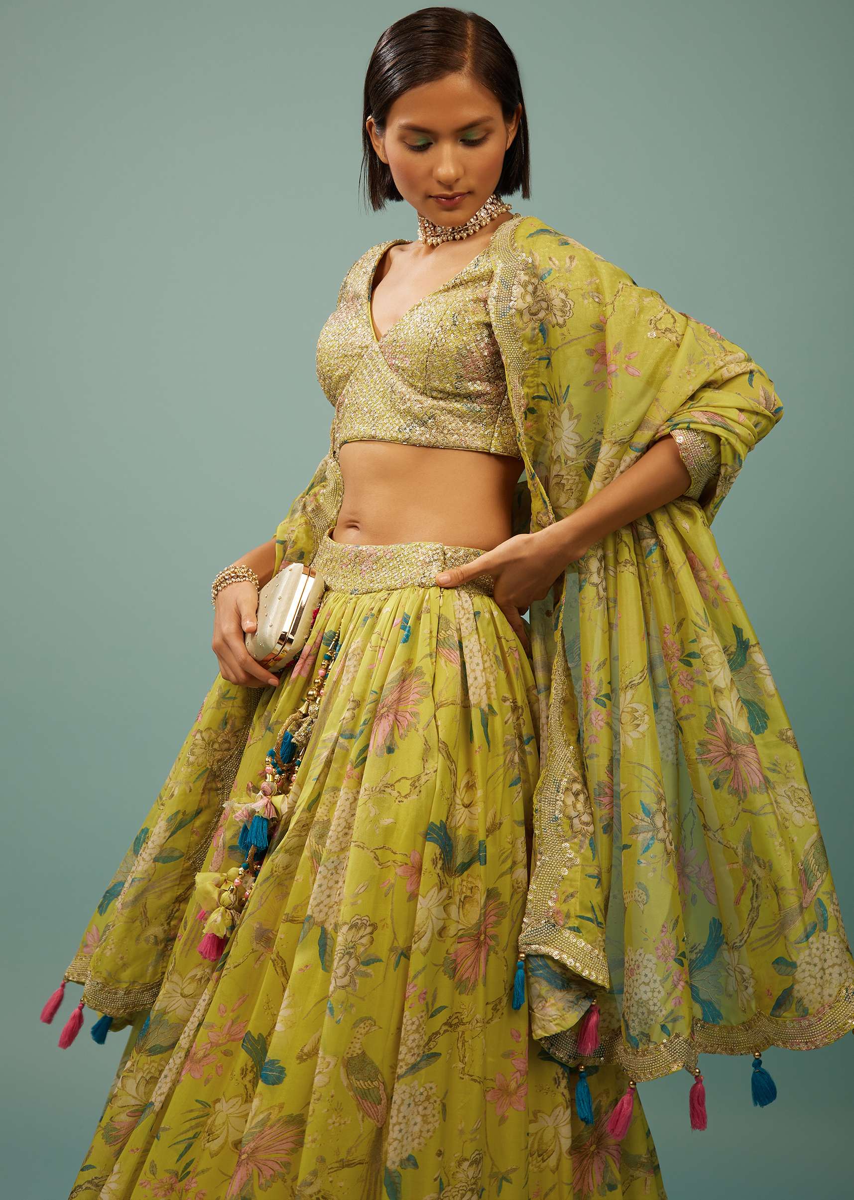 kalki_apple_green_lehenga_choli_set_in_organza-sg121502_5_11e52d97-02ab-472c-af0c-f2e815be15cc.jpg