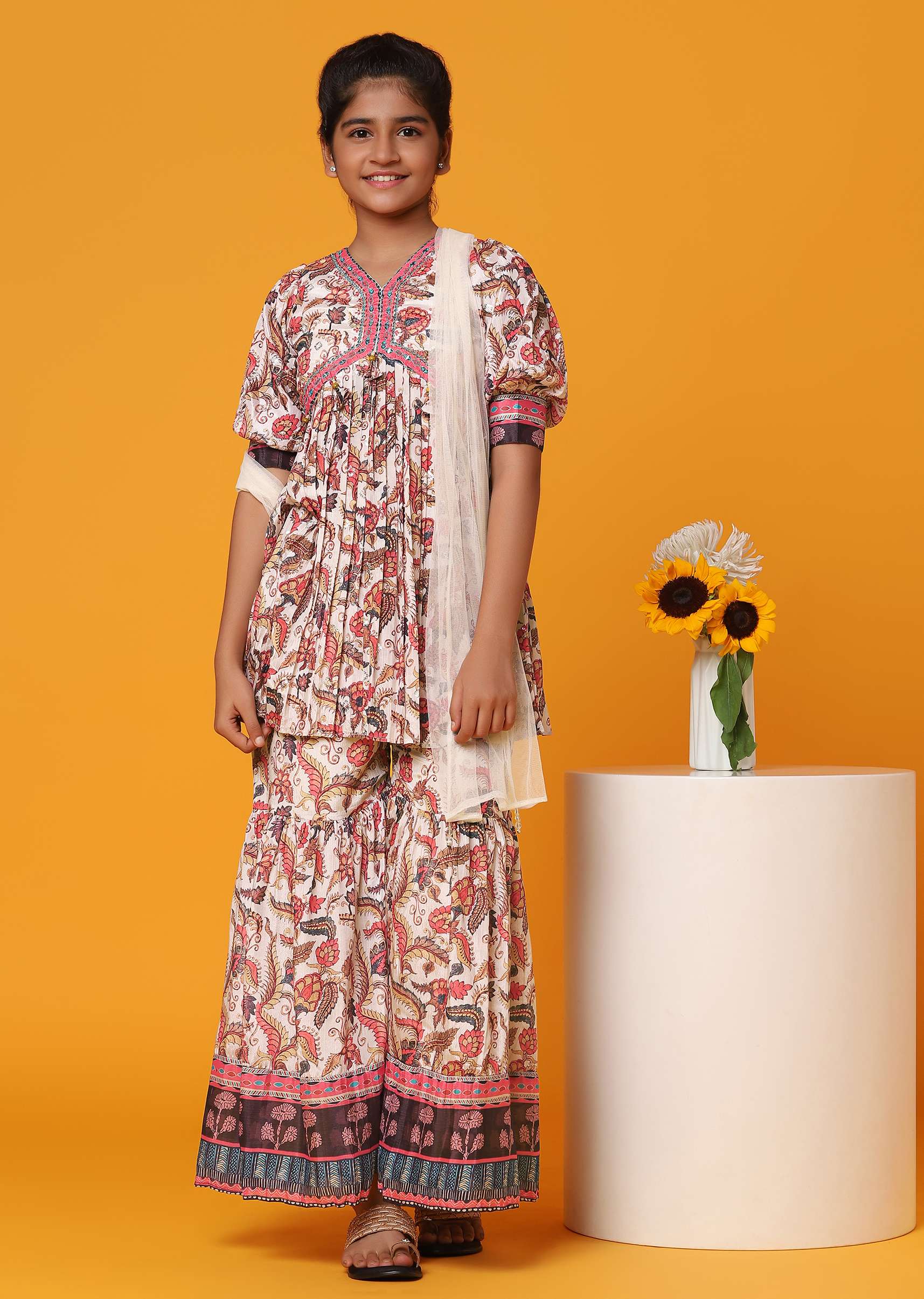 kalki_cream_white_printed-sg155570_5_82fca37e-56e2-4f8d-a248-2b6d46a1851c.jpg