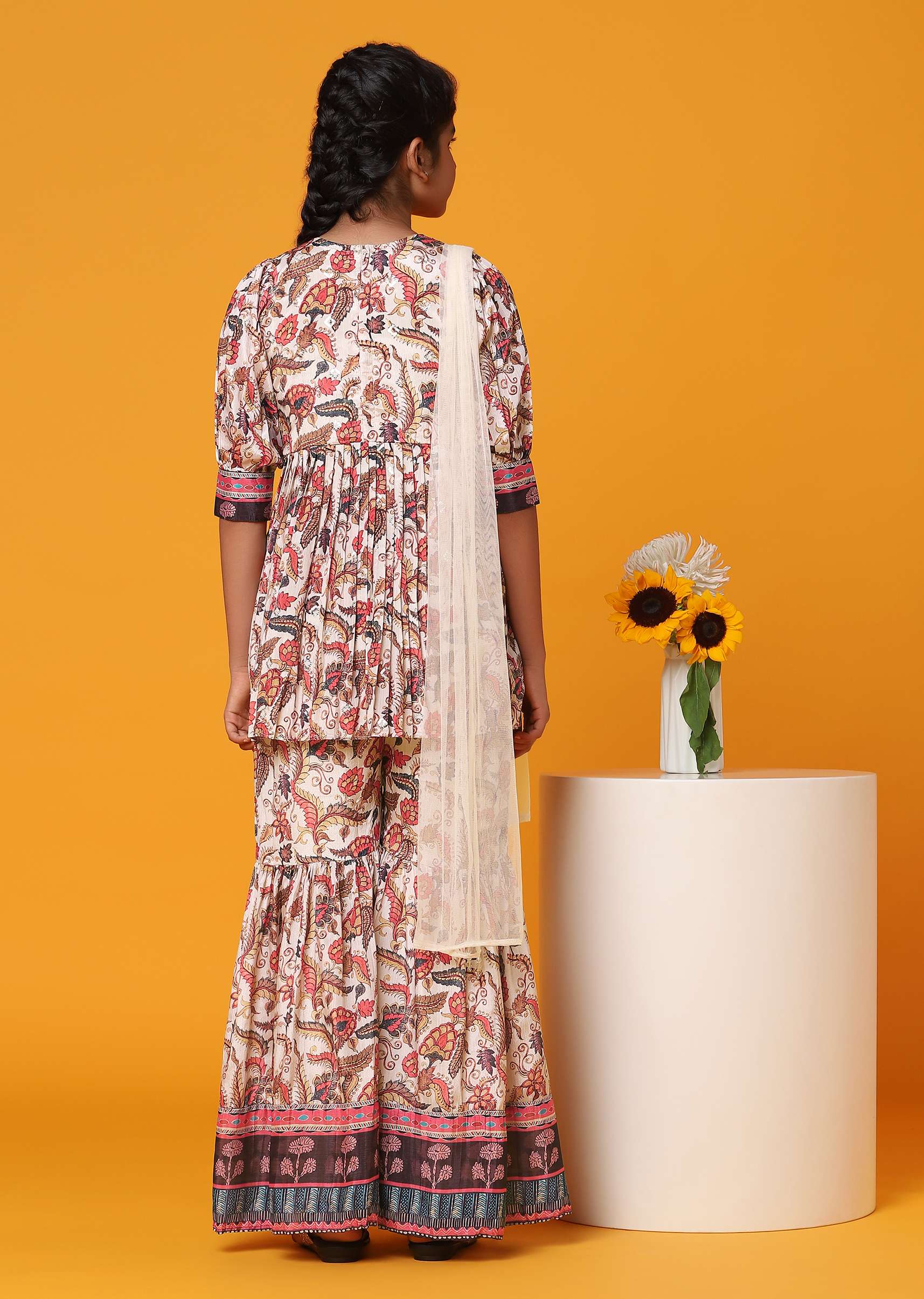 kalki_cream_white_printed-sg155570_7_9e015e90-ed2d-42e8-85ae-03b1d7d95eb4.jpg