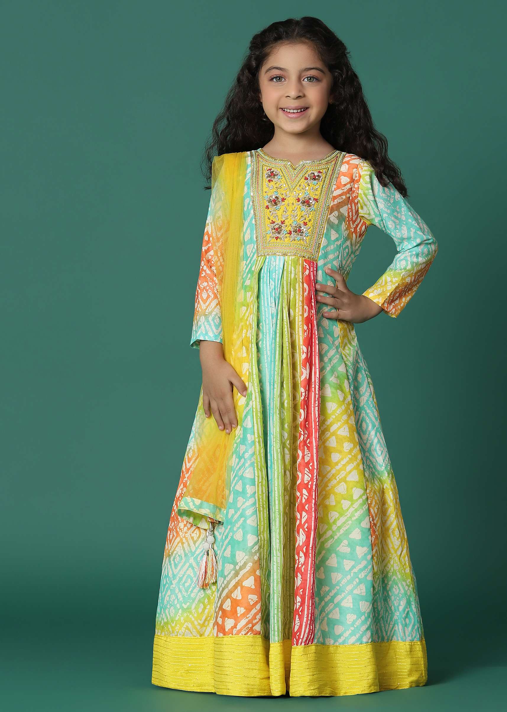 kalki_multi_color-sg161432_5_fa6ffa8c-6224-45ae-b45e-f6d7b7ec55a6.jpg