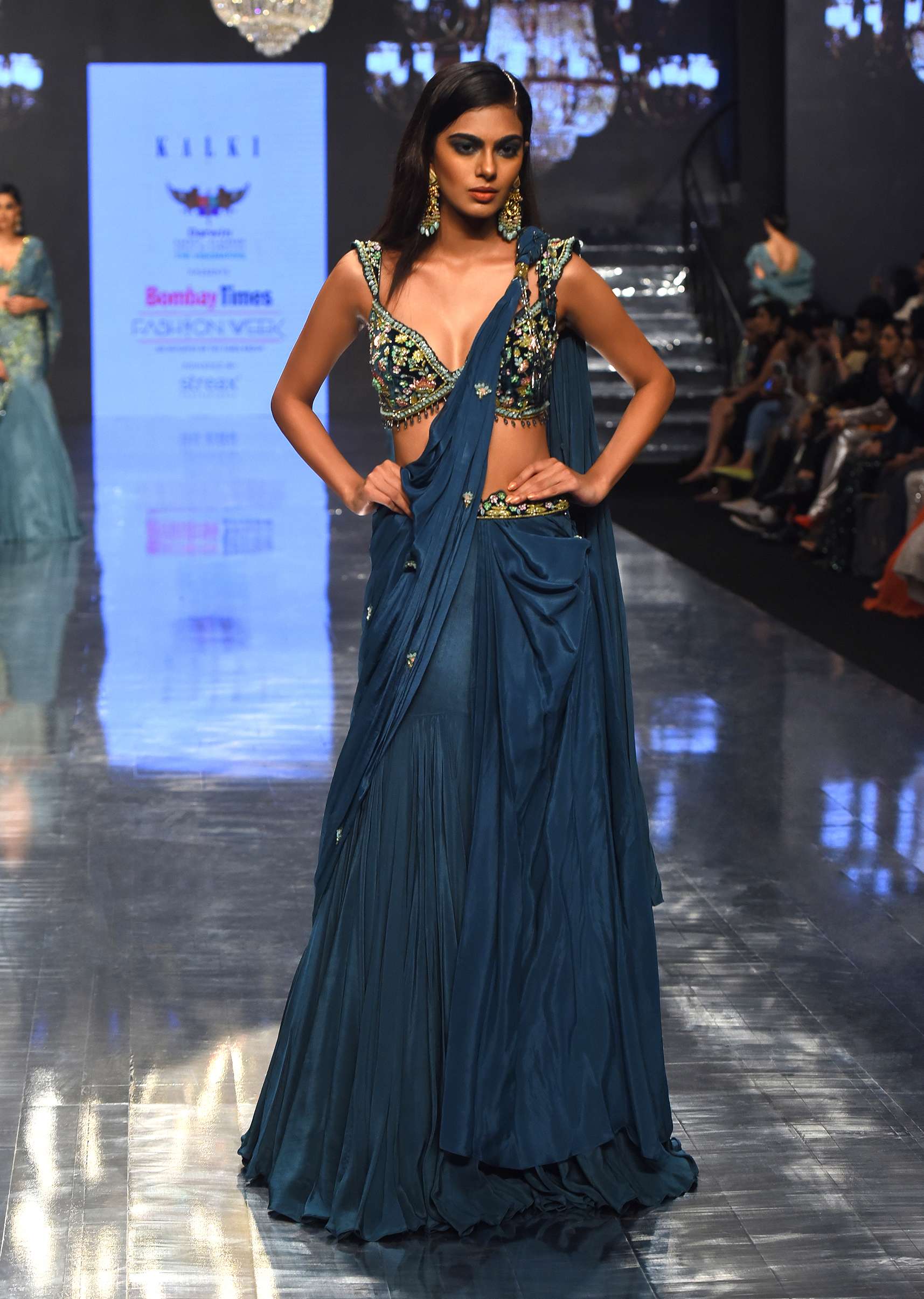 kalki_pre-pleated_saree_with_floral_buttis_and_embroidered-sg127238_2_91a1955d-f4dd-4f1a-95c5-69e570767210.jpg