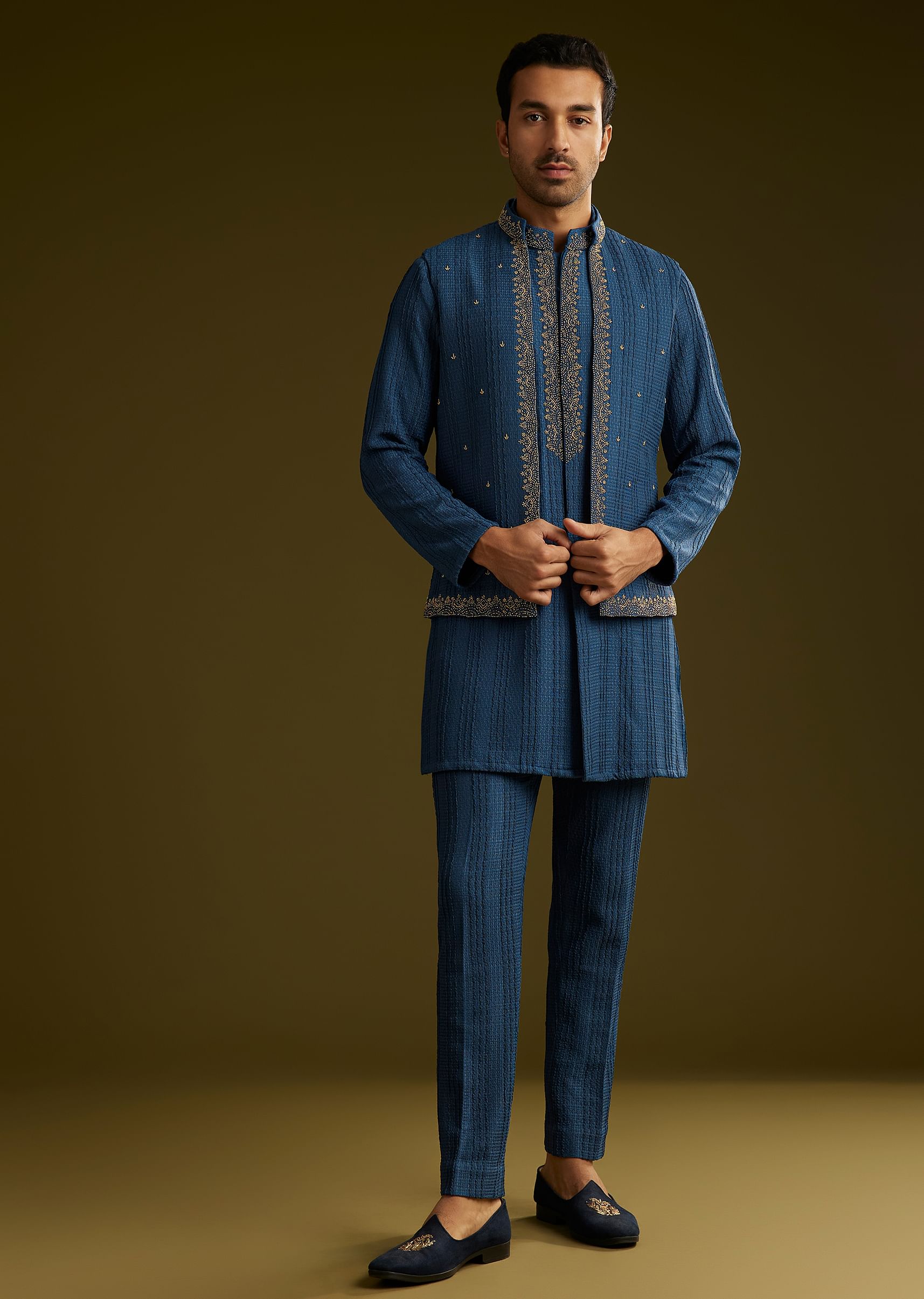 knit-kurta-jacket-set-with-moti-work-in-navy-blue-sg310177-2_21a6127f-f801-4111-a405-b659c641c0c9.jpg