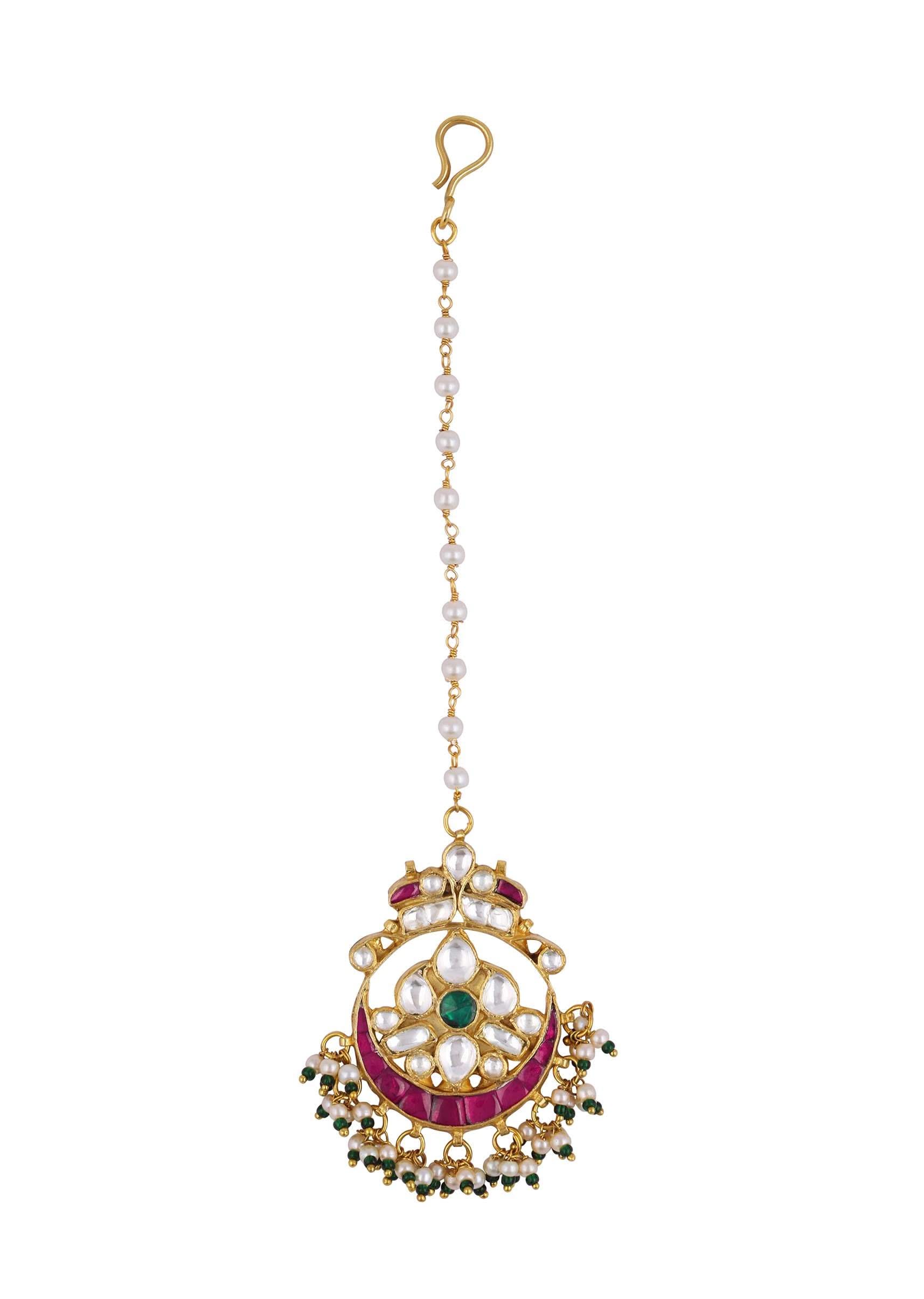 kundan_mangtikka_with_ruby_and_emerald_stones-sg145775_4_2d8806a0-f182-4578-b021-959e5907395f.jpg