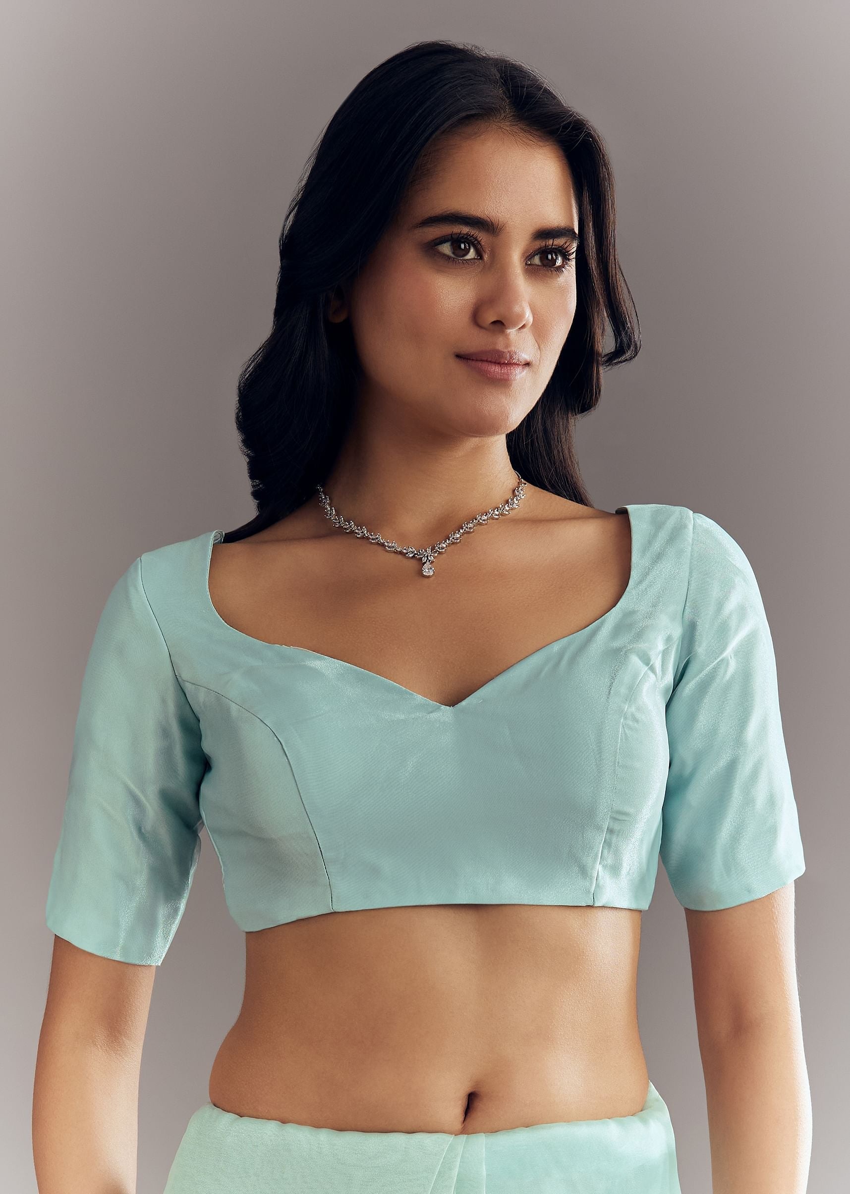 light-blue-glass-tissue-saree-with-stone-embroidery-and-scallop-border-sg294584-7_3faa63bf-bca8-4f03-a227-69c918cc78ea.jpg