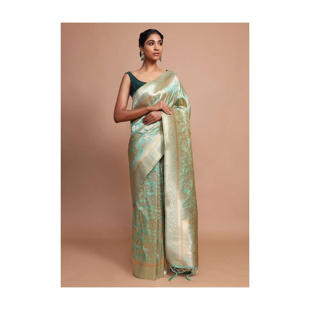 light-green-banarasi-saree-in-silk-with-weaved-floral-jaal-online-kalki-fashion-v00225y-sg43685_3_43c8e514-a74c-48ab-bff6-70a400f64146.jpg