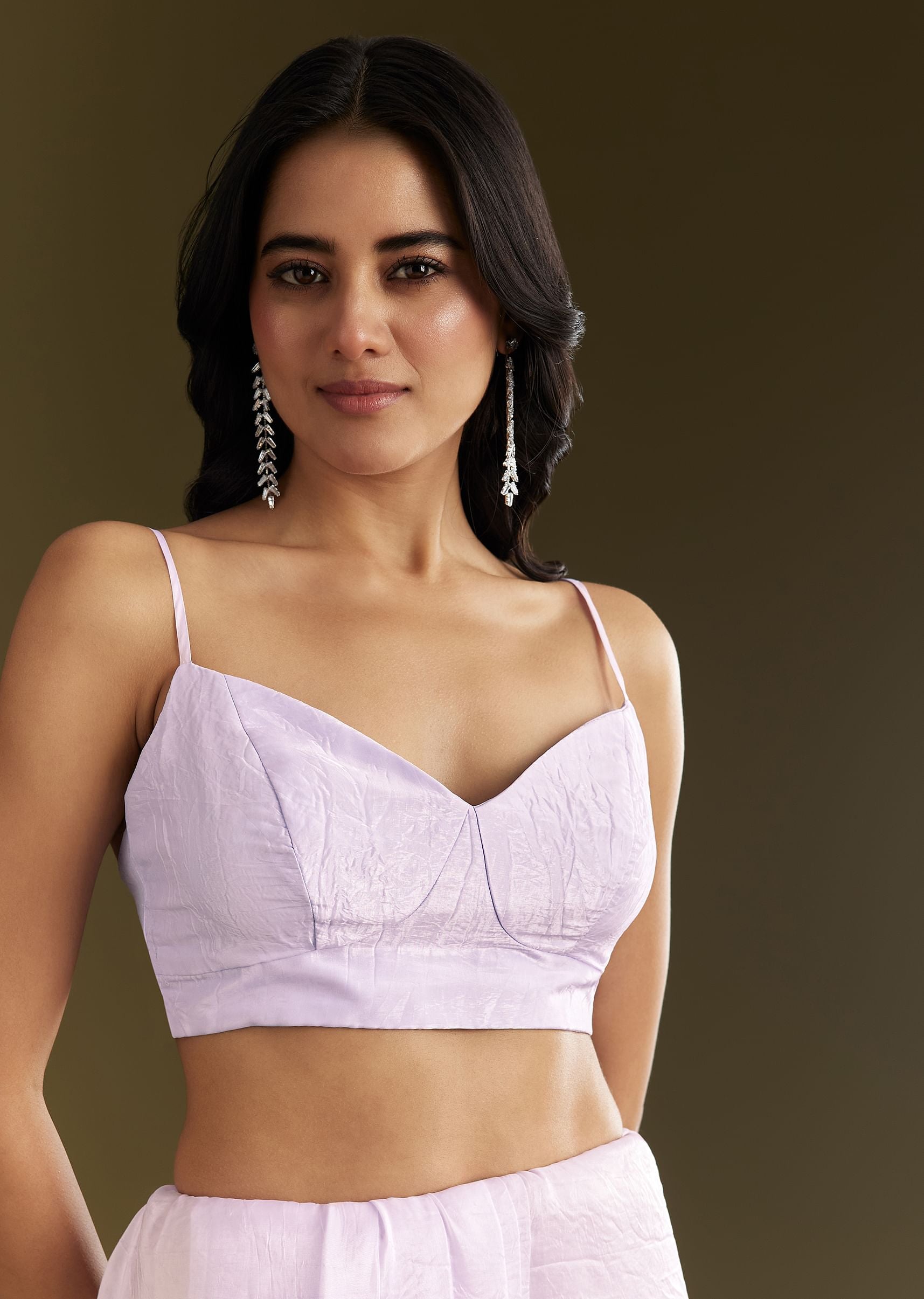 light-lavender-tissue-saree-with-cutdana-beads-embroidery-and-scallop-border-sg294567-7_93420956-1ff1-4759-b85f-0c138eb821ee.jpg
