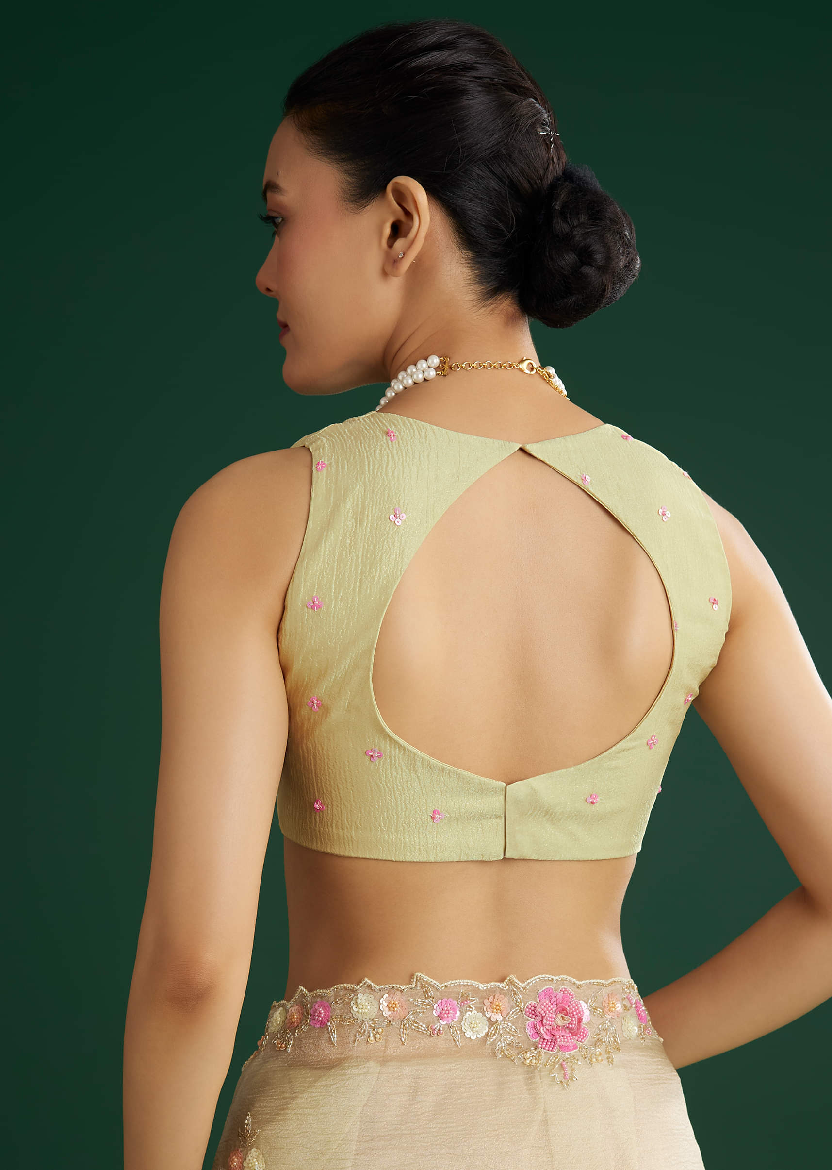 light-pista-crushed-tissue-saree-with-floral-embroidery-sg284815-8_3051ace1-5489-4a4c-b251-843c8493adef.jpg