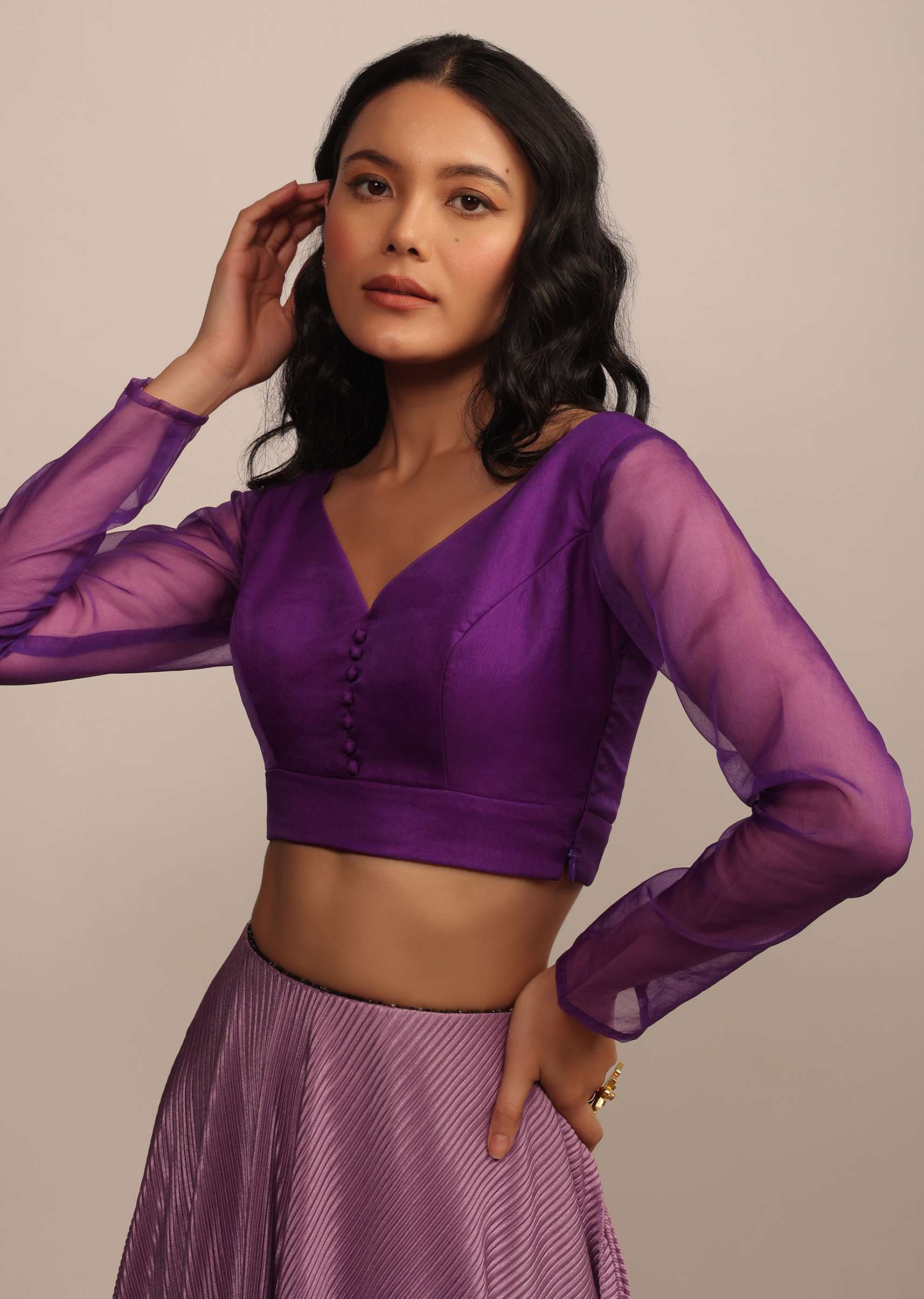light_purple_blouse_in_organza_with_v_neckline-sg147458_2_b2b4c0ee-f23c-41ea-b11e-60346bf20643.jpg