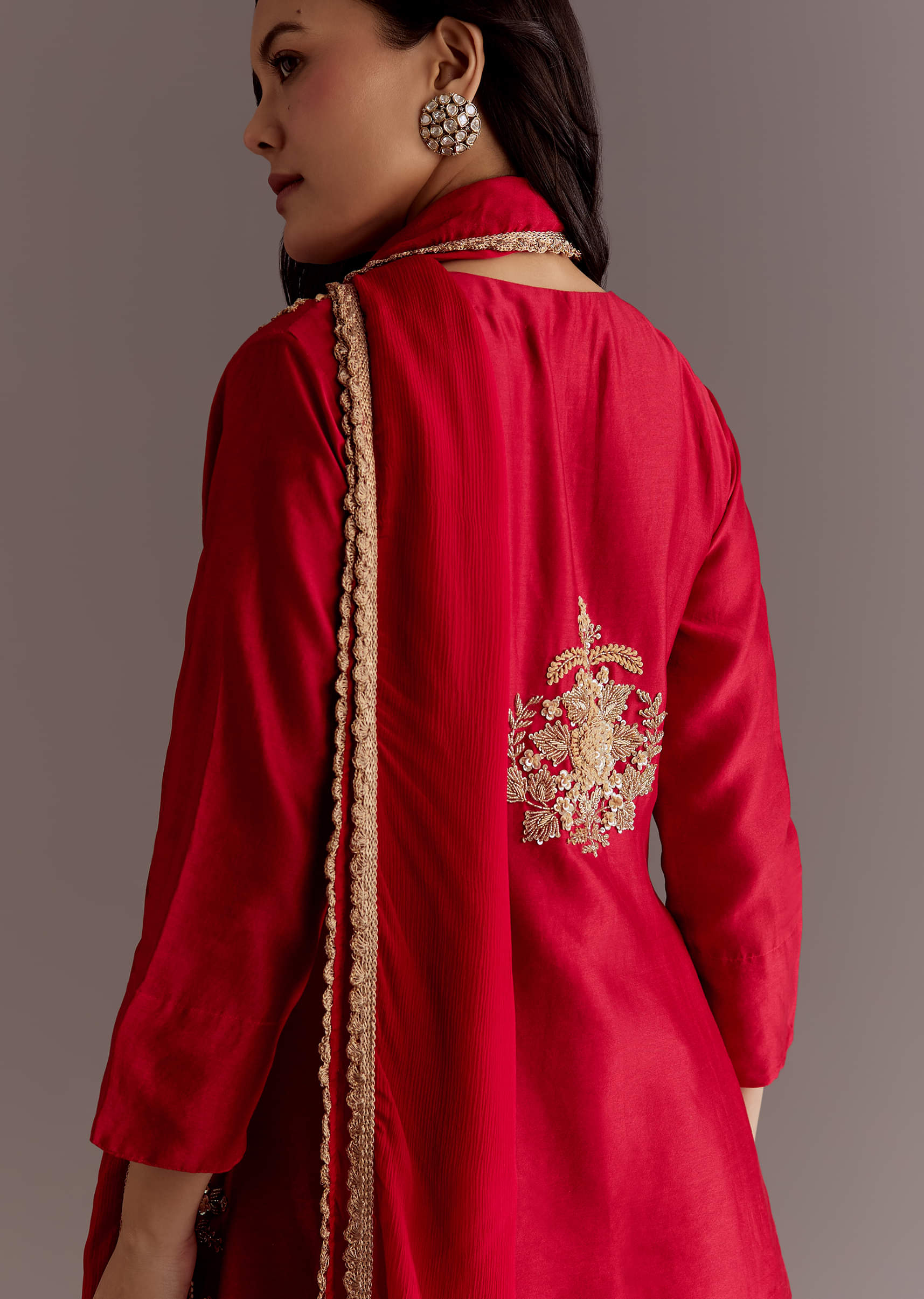 maroon-chinon-sequin-gota-lace-kurta-skirt-set-with-dupatta-sg315680-4_3aea2f97-ce0f-48bb-bf09-a6d654d1434b.jpg