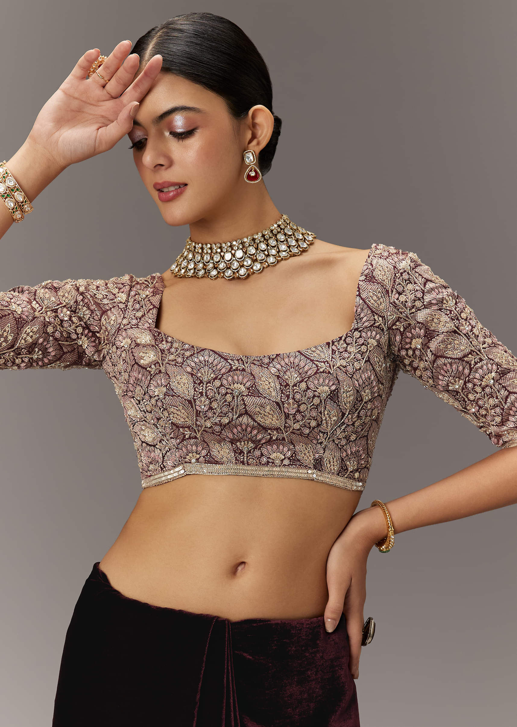 maroon-velvet-saree-with-brocade-embroidered-blouse-sg300069-7_41b8e408-2884-4caa-872d-6d0e6a2d05c6.jpg