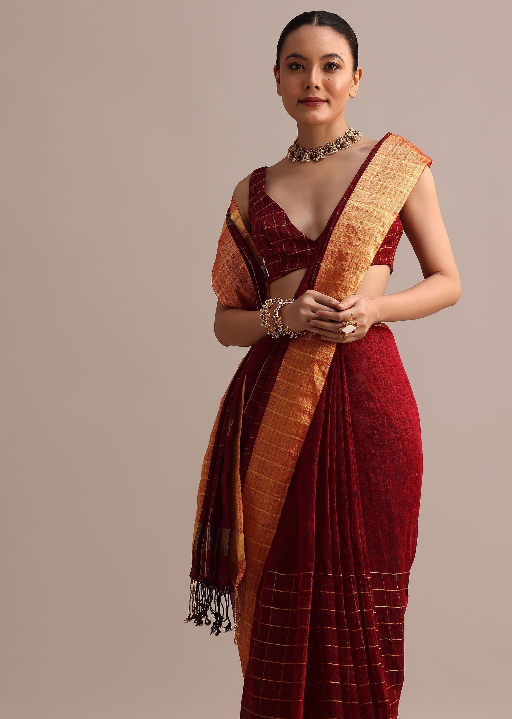 maroon_linen_woven_saree_with_zari_border_and_unstitched_blouse-sg214196_10_fbdca571-395c-4ed7-a92c-dae8d36d9467.jpg