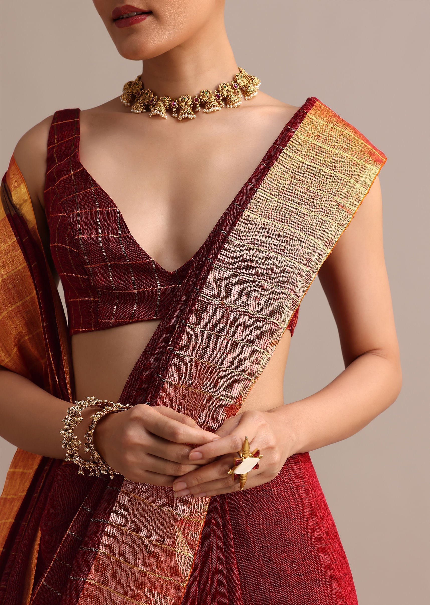 maroon_linen_woven_saree_with_zari_border_and_unstitched_blouse-sg214196_9_cf56c8a0-4b98-4089-8b6d-34da7a3a0382.jpg