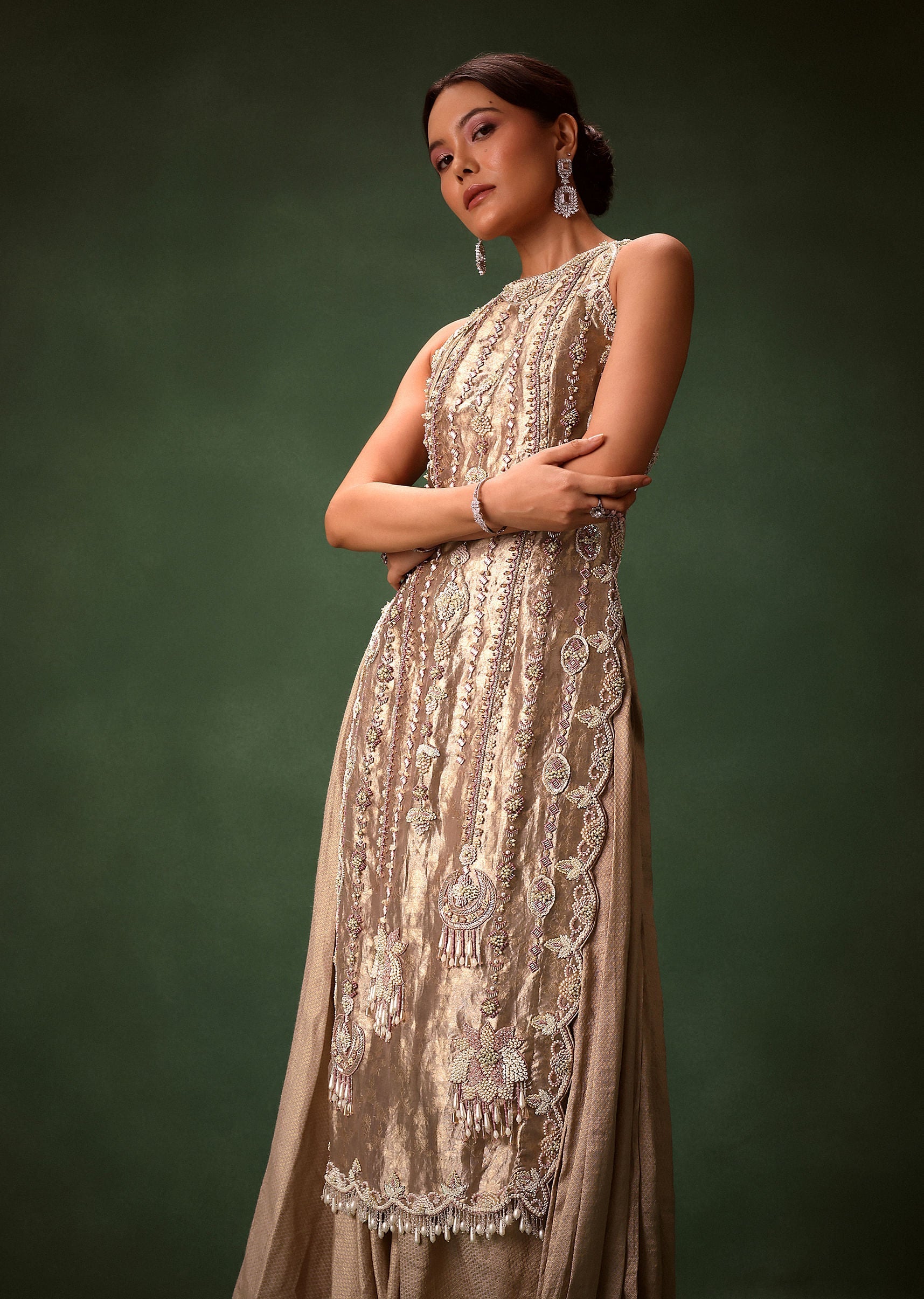 mauve_dhoti_drape_skirt_brocade_embroidered-sg278776_2__nasto_eeceebaf-4f20-45a8-bd09-672e081a4fd4.jpg