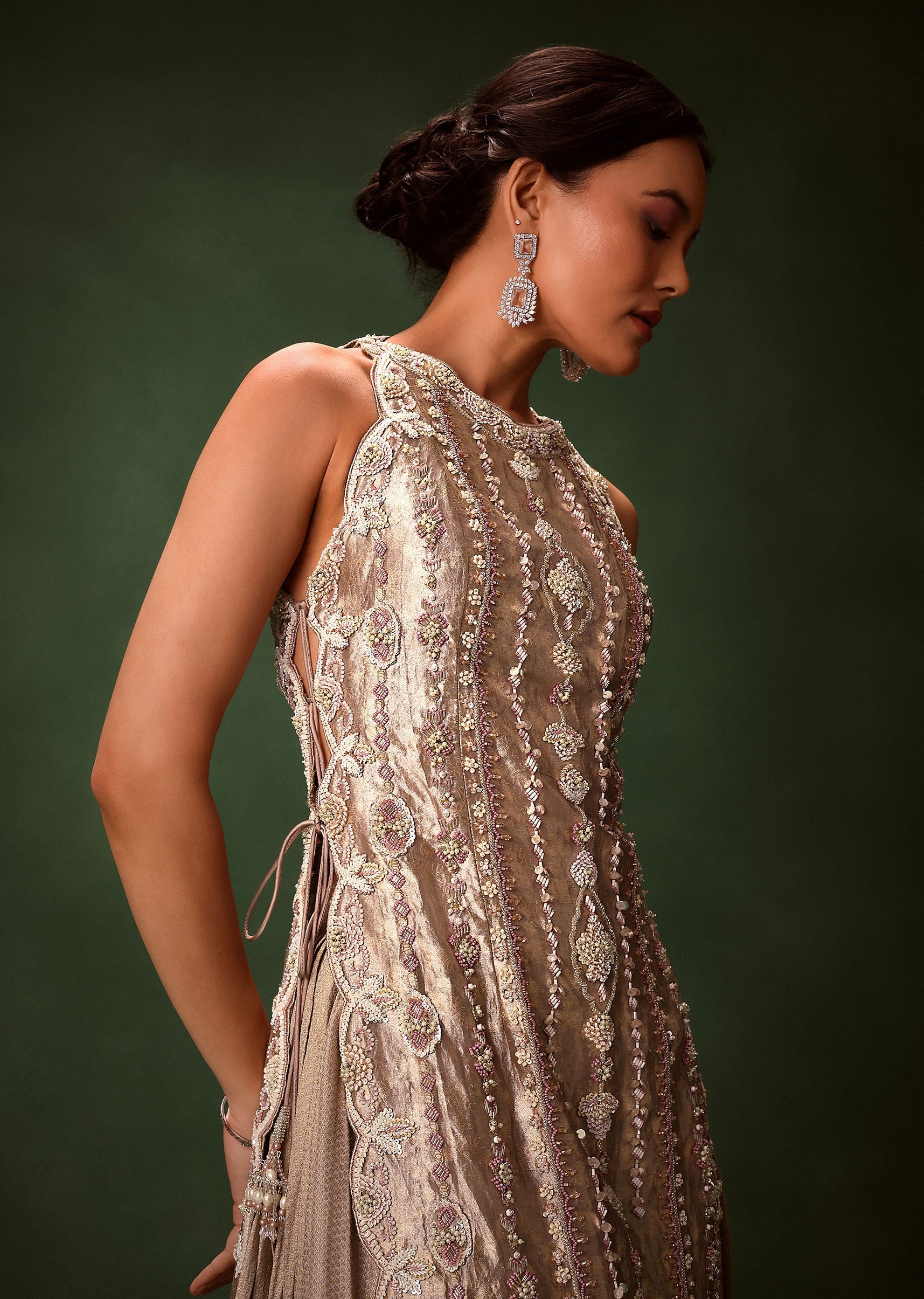 mauve_dhoti_drape_skirt_brocade_embroidered-sg278776_5__nasto_c3a092f3-93bf-4050-a157-11834cc53a27.jpg