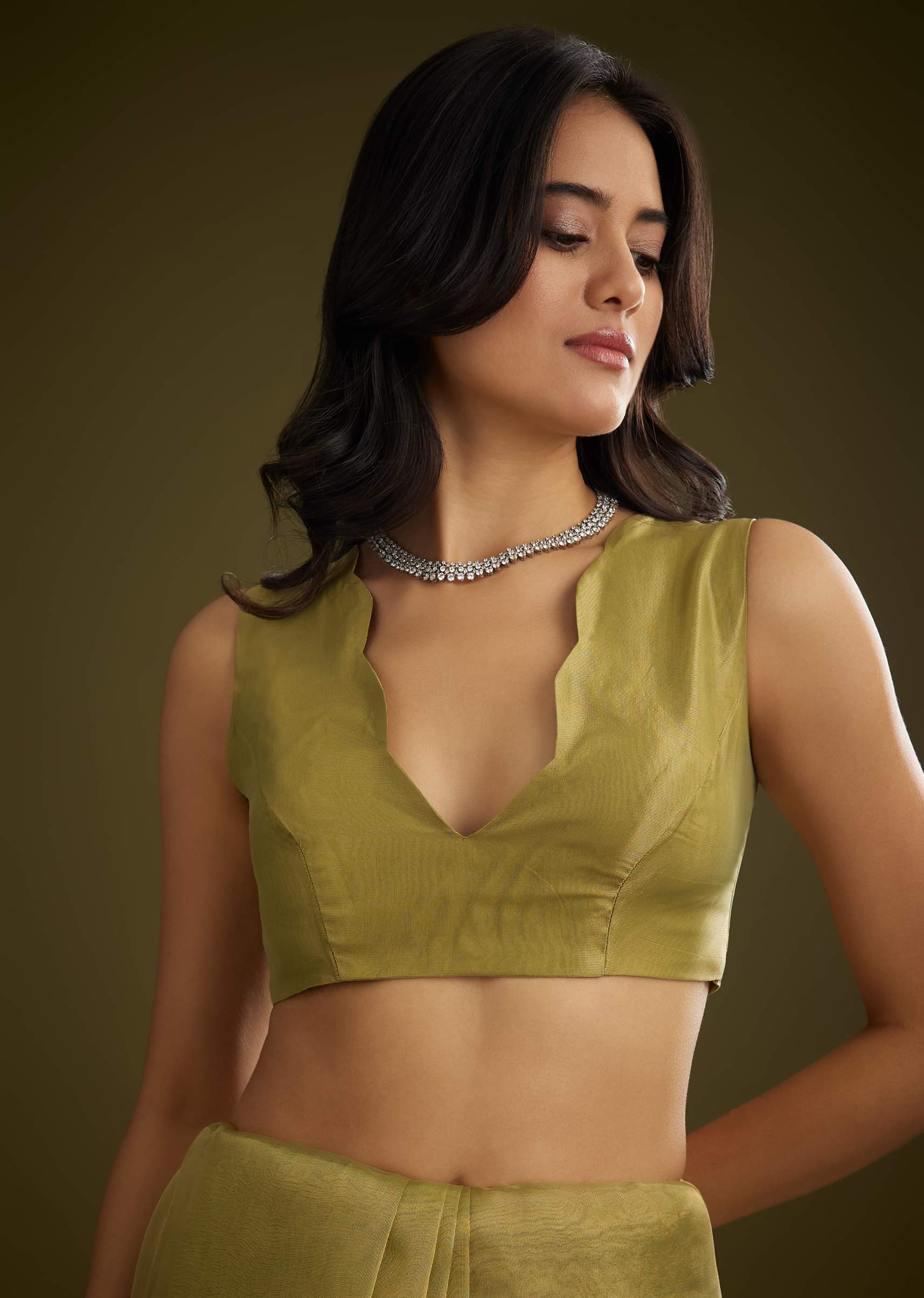 mehandi-green-tissue-saree-with-sequin-floral-embroidery-sg294586-7_e6354243-559e-4b78-88c9-b4d2cbdc5e05.jpg