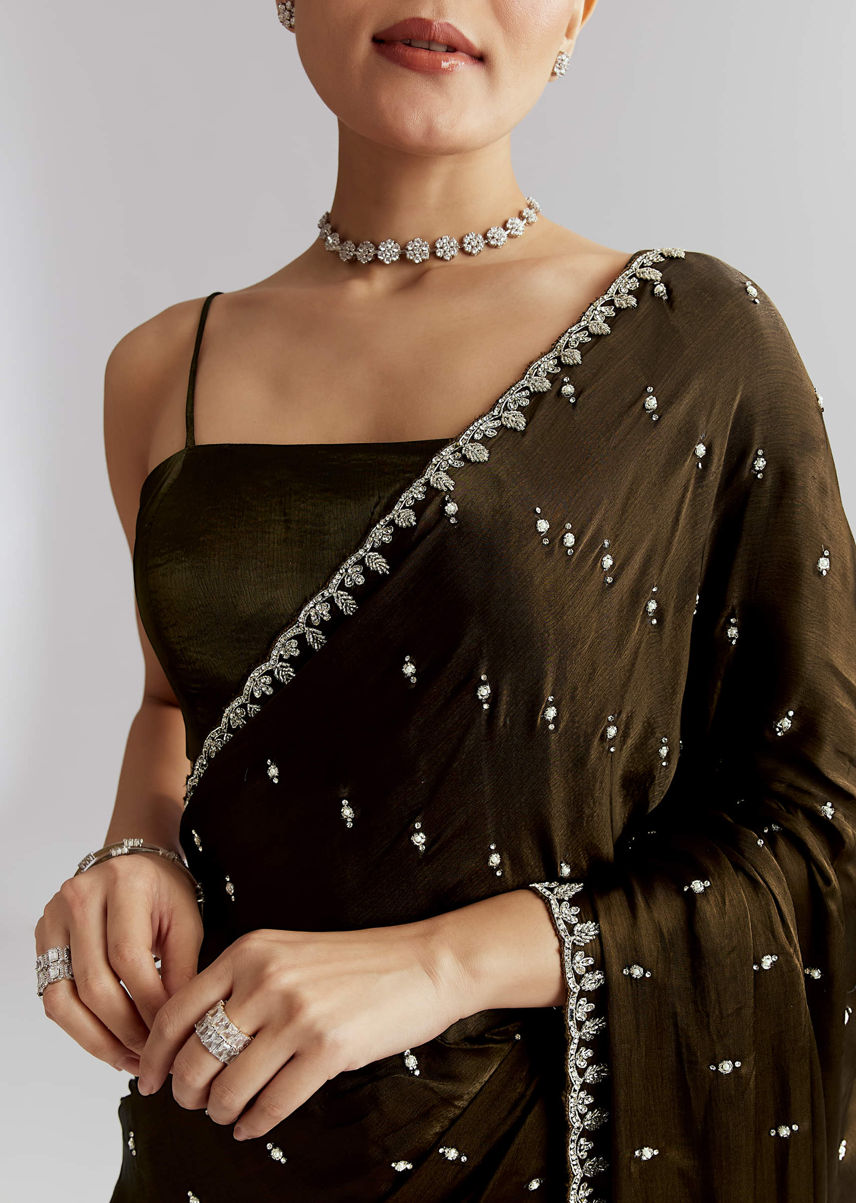 mehendi-green-chinon-saree-with-heavy-hand-embroidery-sg338760-5.jpg