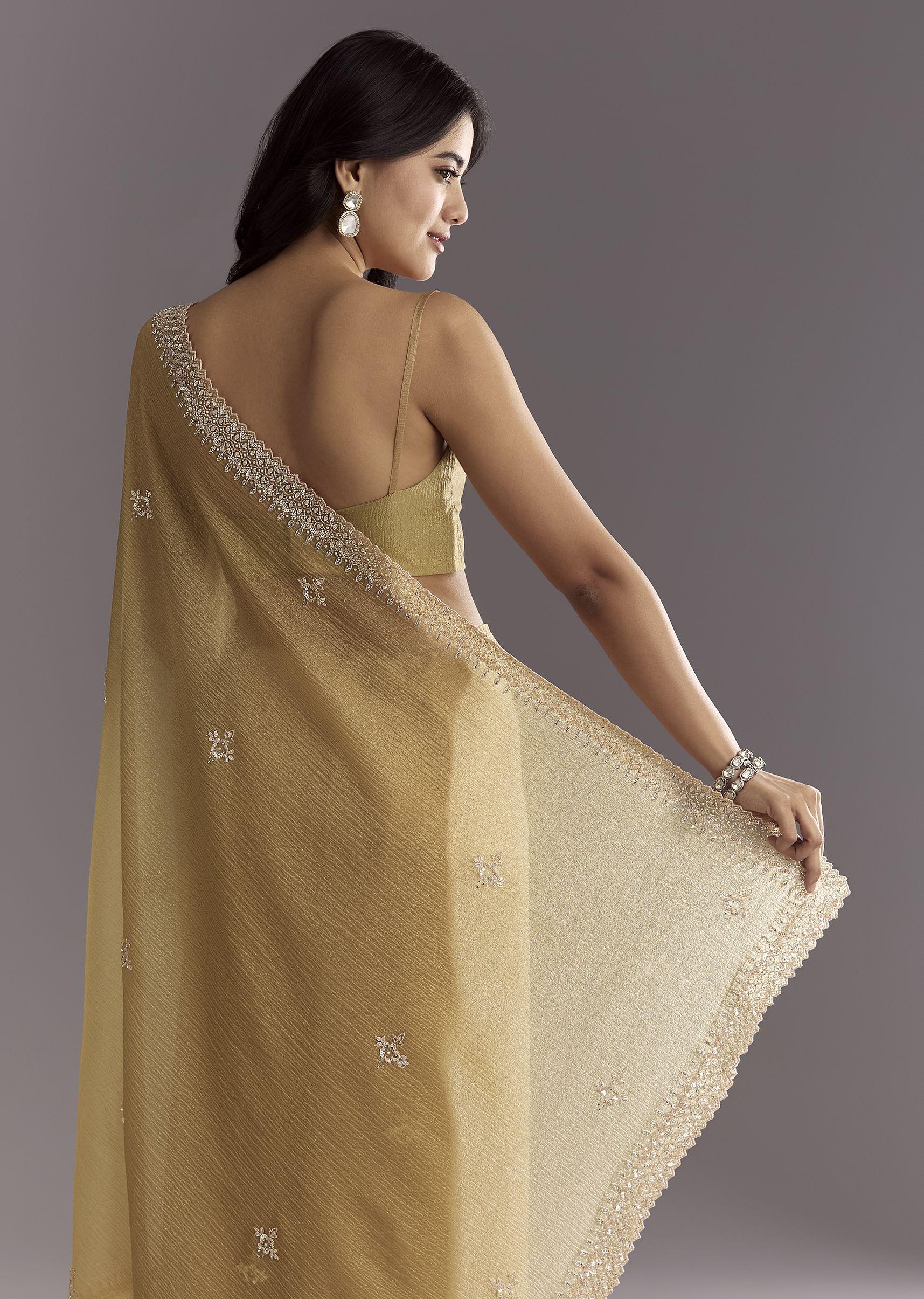 mehendi-green-crushed-tissue-saree-with-cutwork-embroidered-border-sg292884-6_15fde146-6d4f-48d2-997a-127103a307e4.jpg