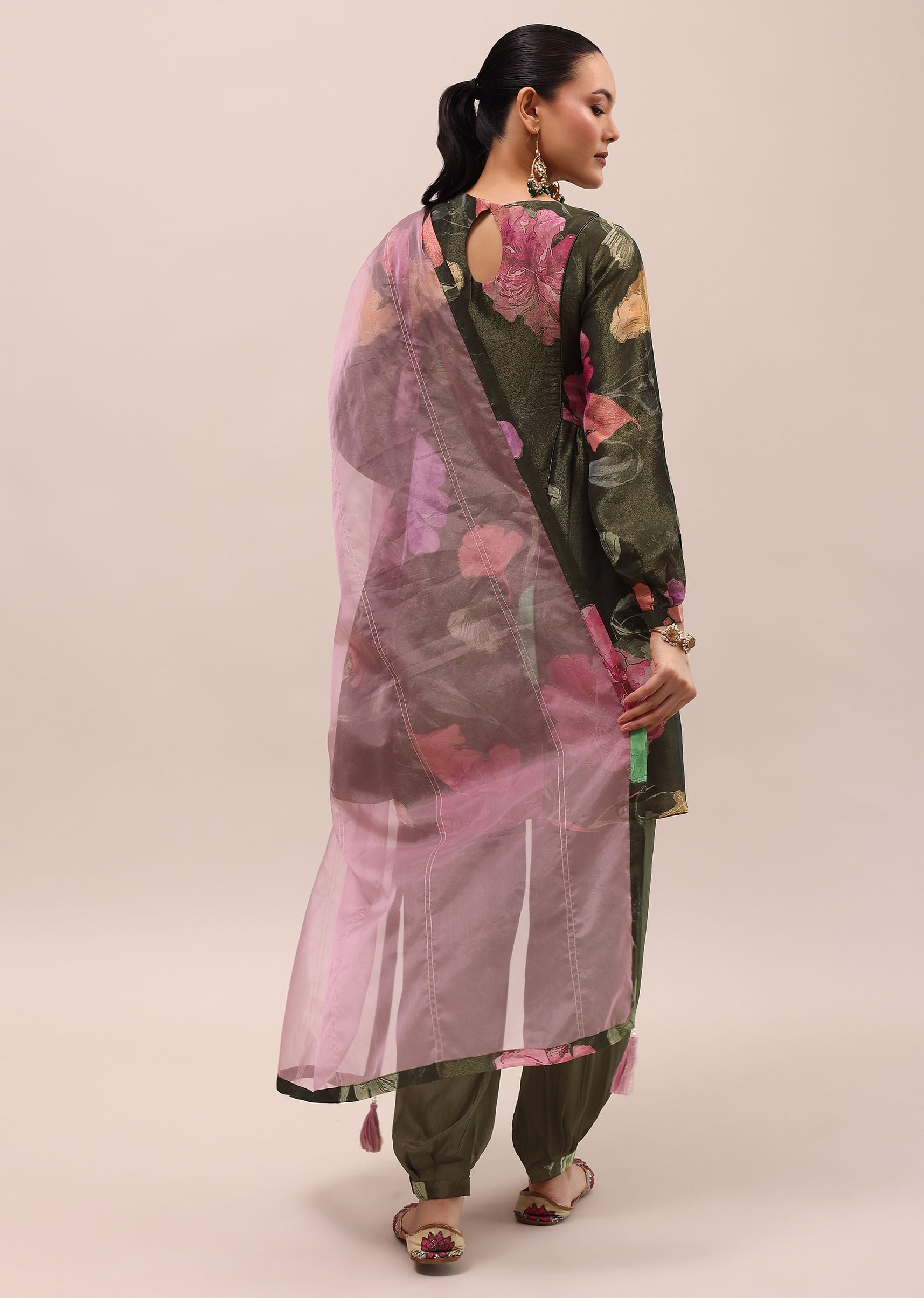 mehendi_green_embroidered_kurta_and_salwar_with_dupatta-sg220126_3_8bdf140d-8dcb-4771-8910-a8fbec963b05.jpg