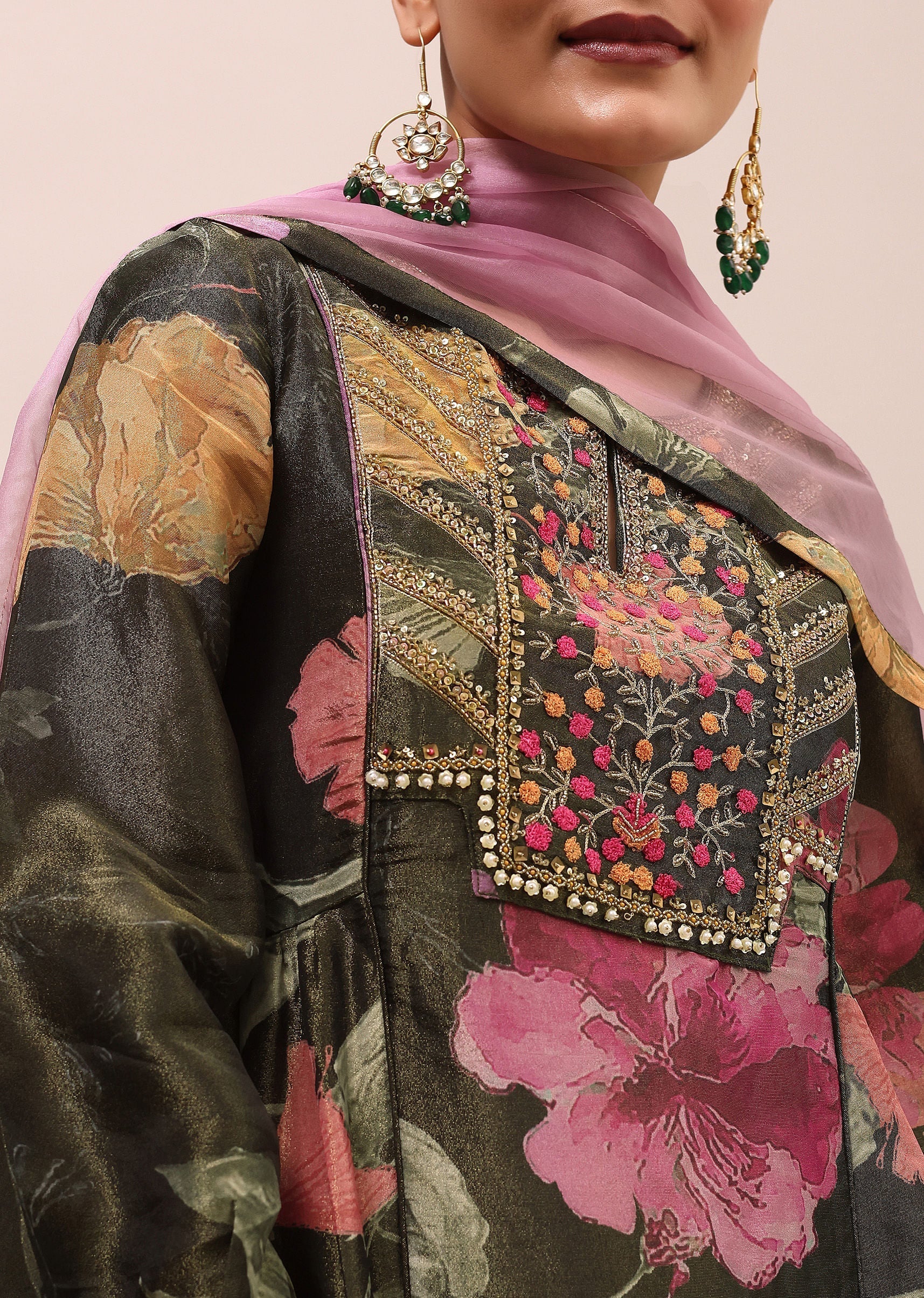 mehendi_green_embroidered_kurta_and_salwar_with_dupatta-sg220126_4_e54f1ceb-9b87-475b-8c46-1558b38e7d4b.jpg