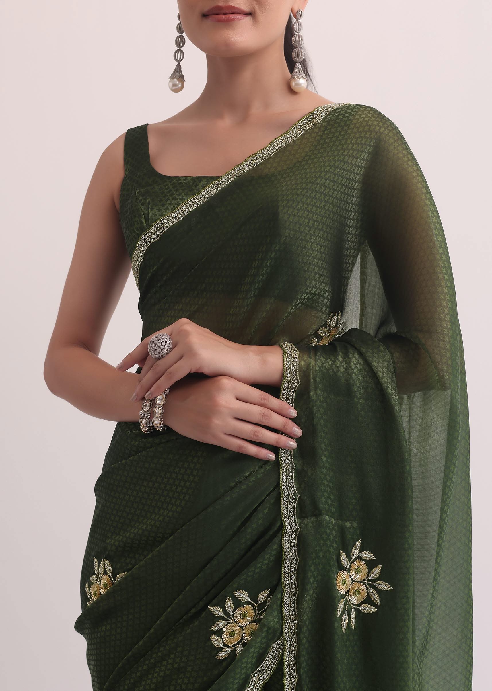 mehendi_green_jacquard_saree_in_cutdana_embroidery_with_unst-sg214317_5_811ae447-c32e-452b-a088-108c03a62cb5.jpg