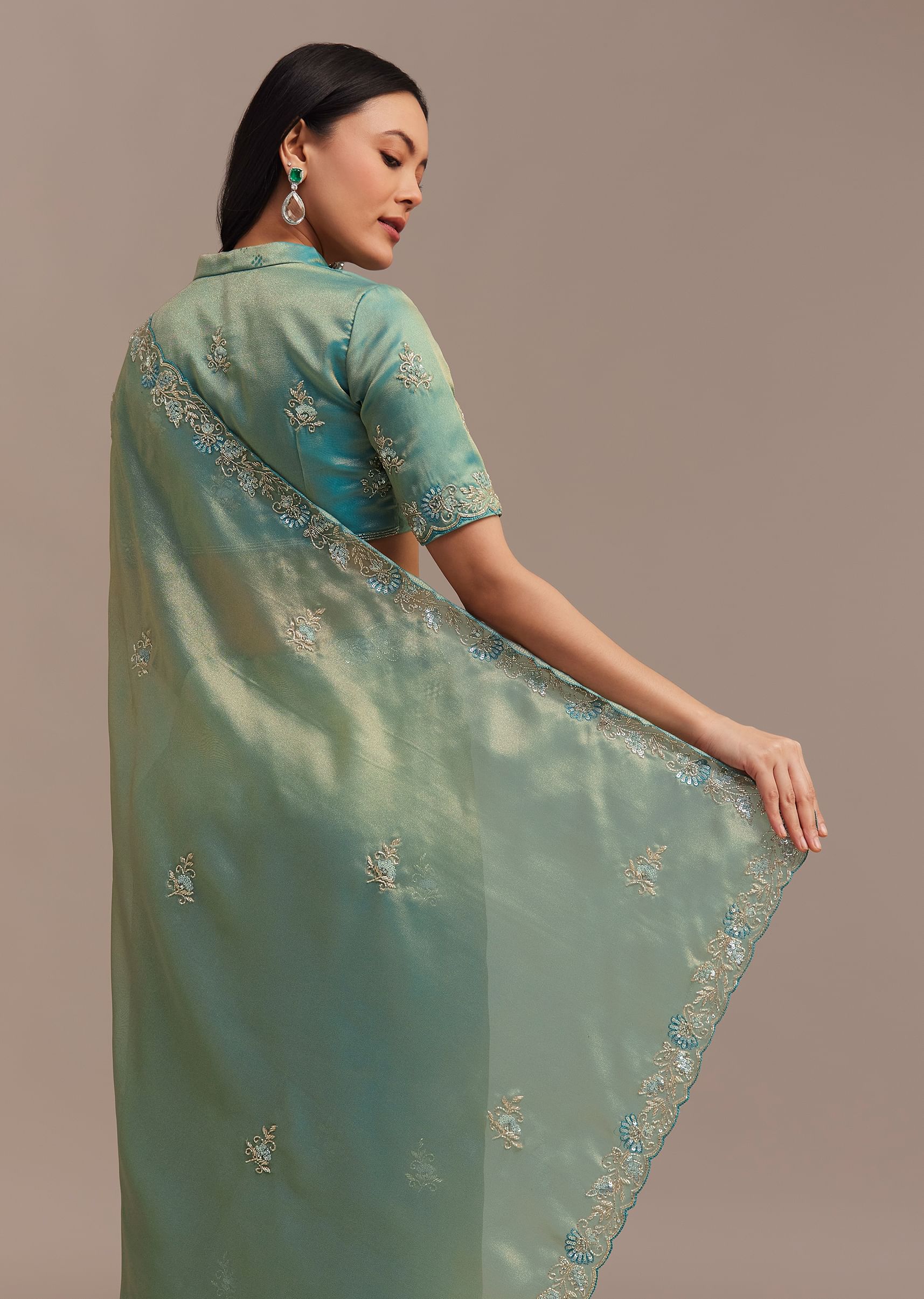 metallic_sea_green_tissue-sg286753-9_2_bd5de067-0191-4e5f-9d1e-99ba8c18bd41.jpg